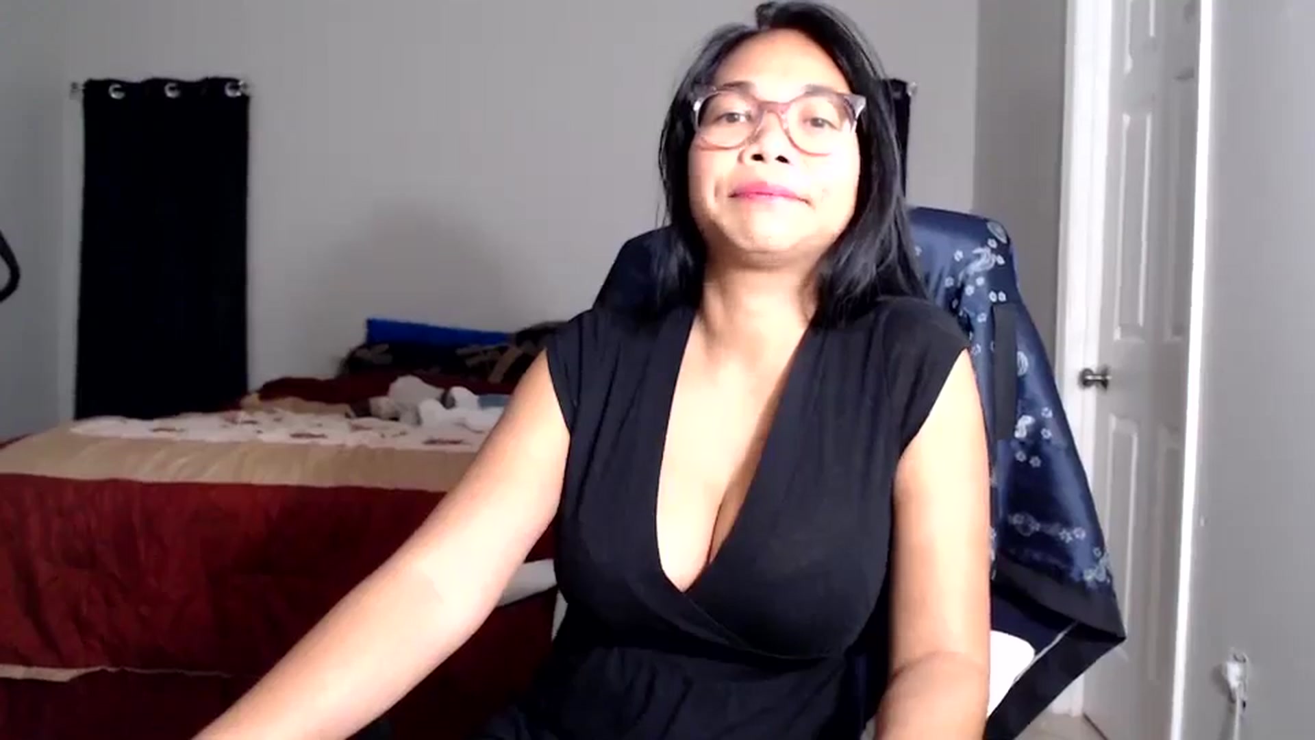 Gallery image thumbnail from Littlekai2025's myfreecams stream on, 08/05/2025, 04:20 image 13 of 20
