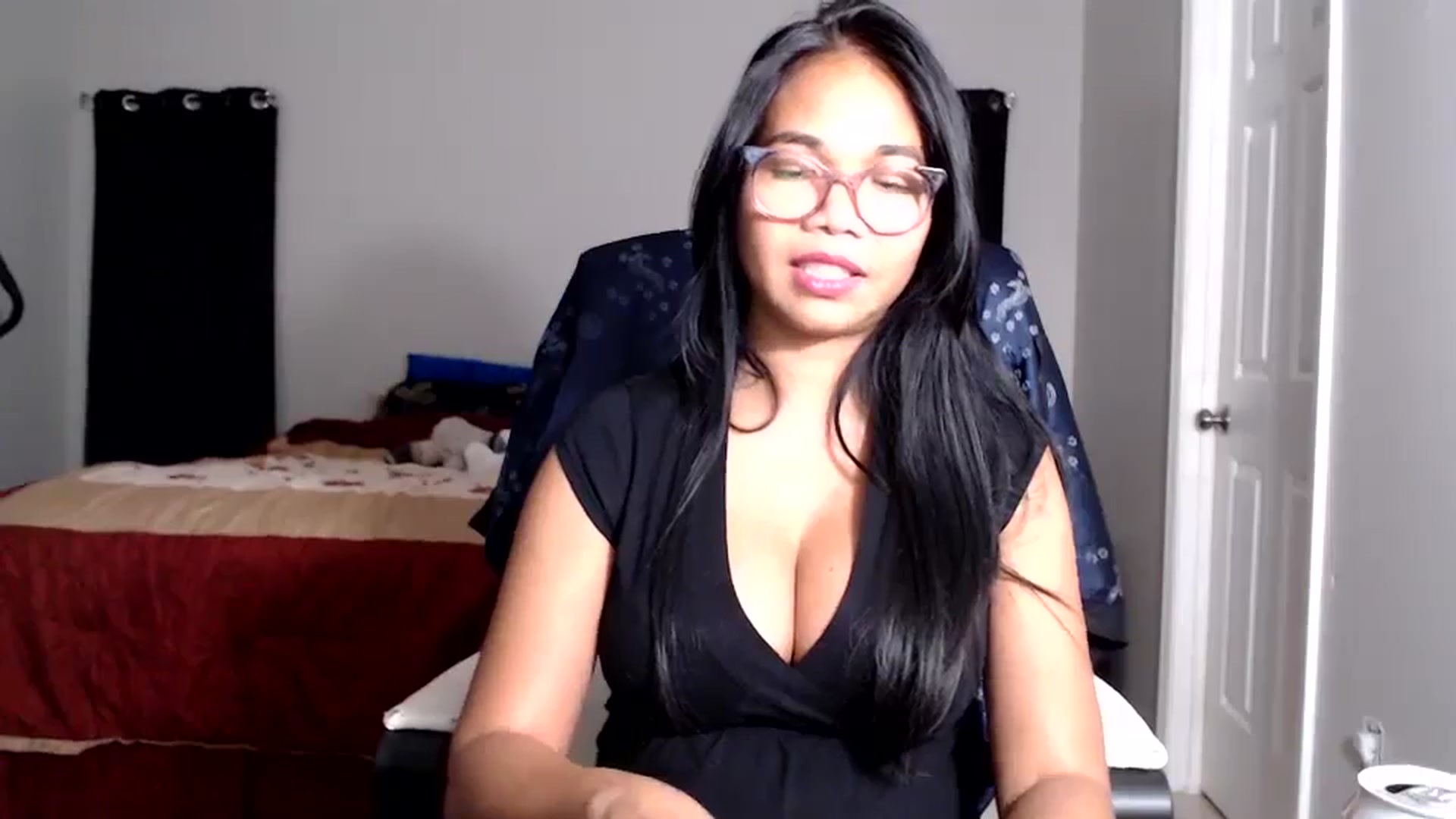Gallery image thumbnail from Littlekai2025's myfreecams stream on, 08/05/2025, 04:20 image 19 of 20