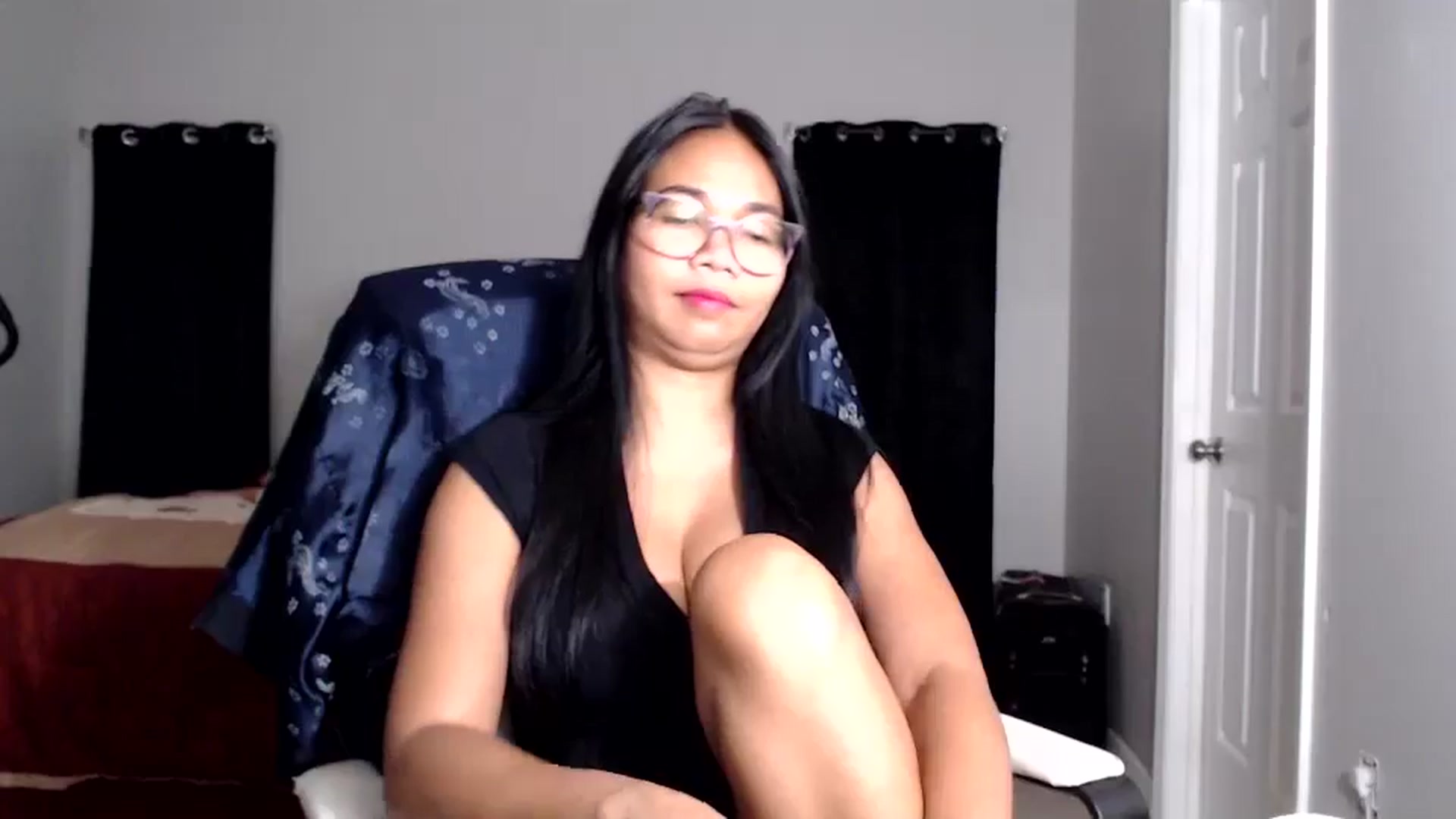 Gallery image thumbnail from Littlekai2025's myfreecams stream on, 08/05/2025, 04:20 image 4 of 20