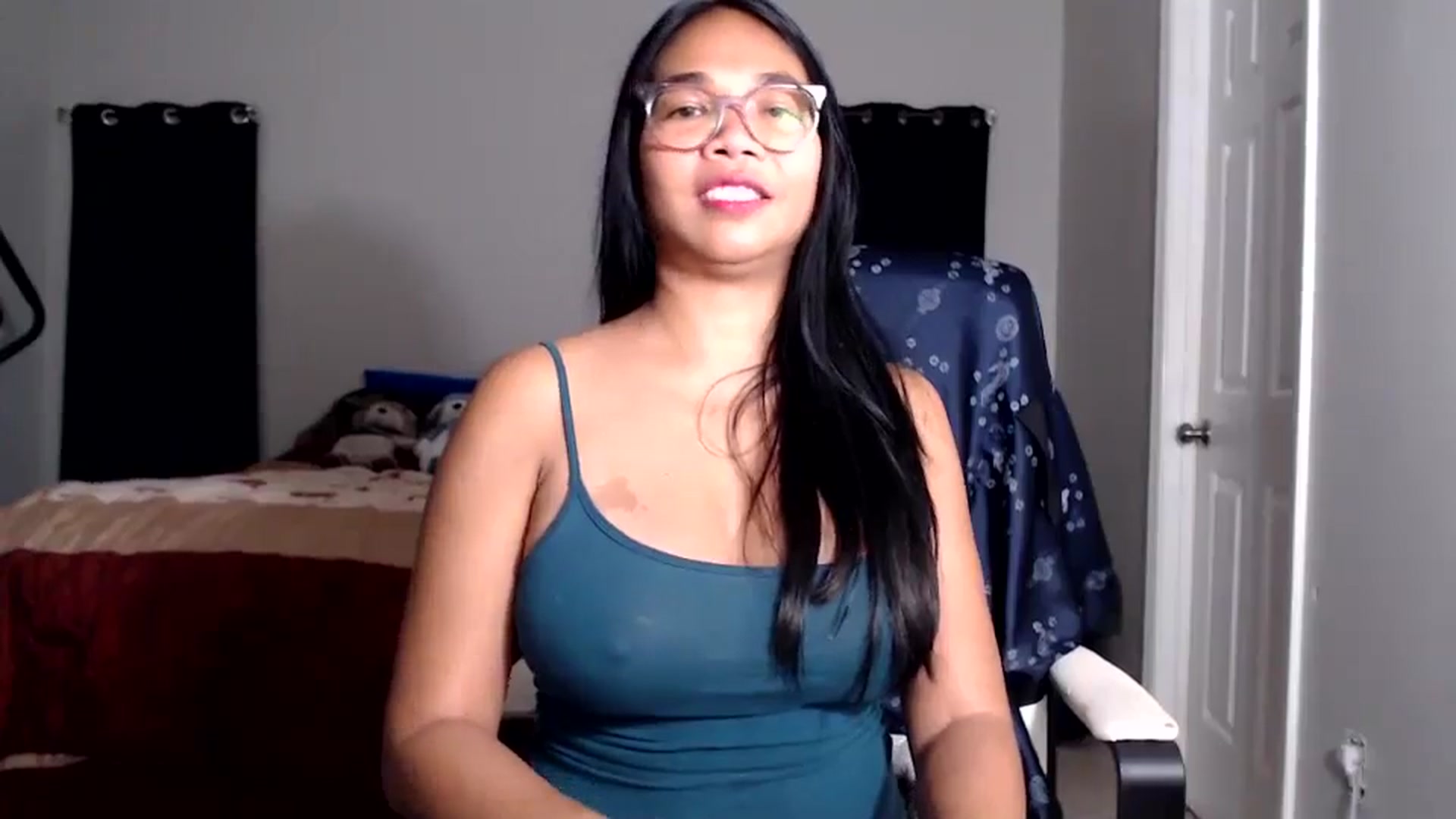 Gallery image thumbnail from Littlekai2025's myfreecams stream on, 08/06/2025, 04:22 image 15 of 20