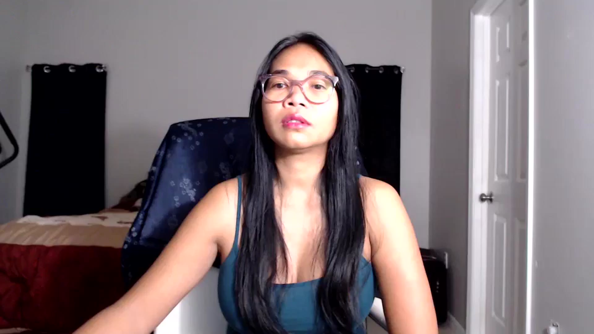 Gallery image thumbnail from Littlekai2025's myfreecams stream on, 08/06/2025, 04:22 image 1 of 20