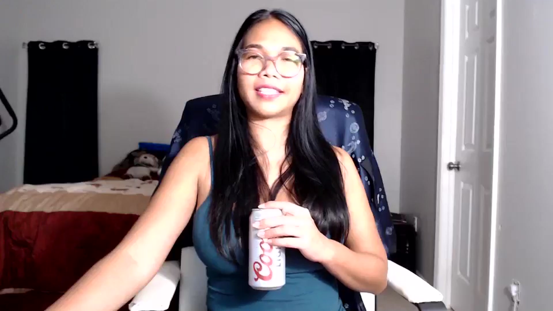 Gallery image thumbnail from Littlekai2025's myfreecams stream on, 08/06/2025, 04:22 image 18 of 20
