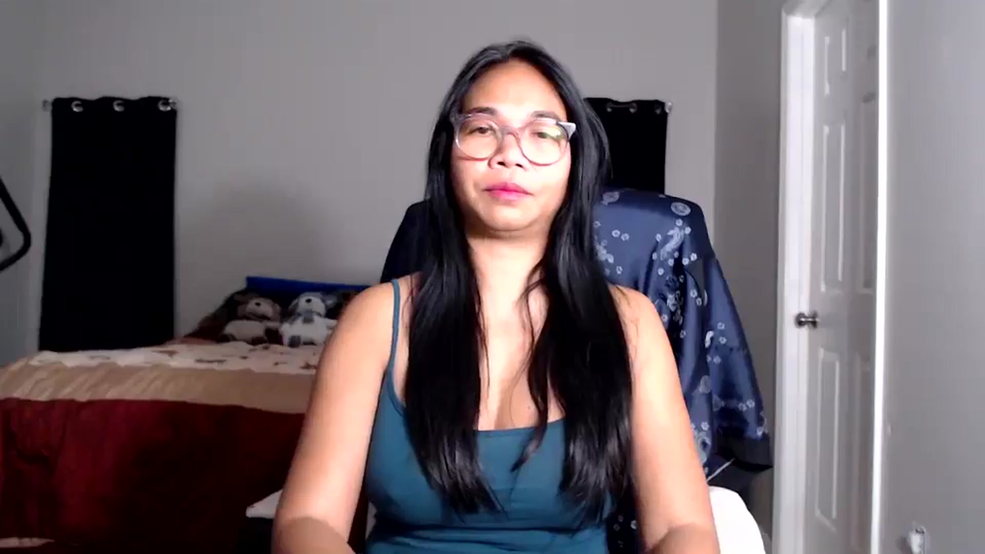 Gallery image thumbnail from Littlekai2025's myfreecams stream on, 08/06/2025, 04:22 image 6 of 20