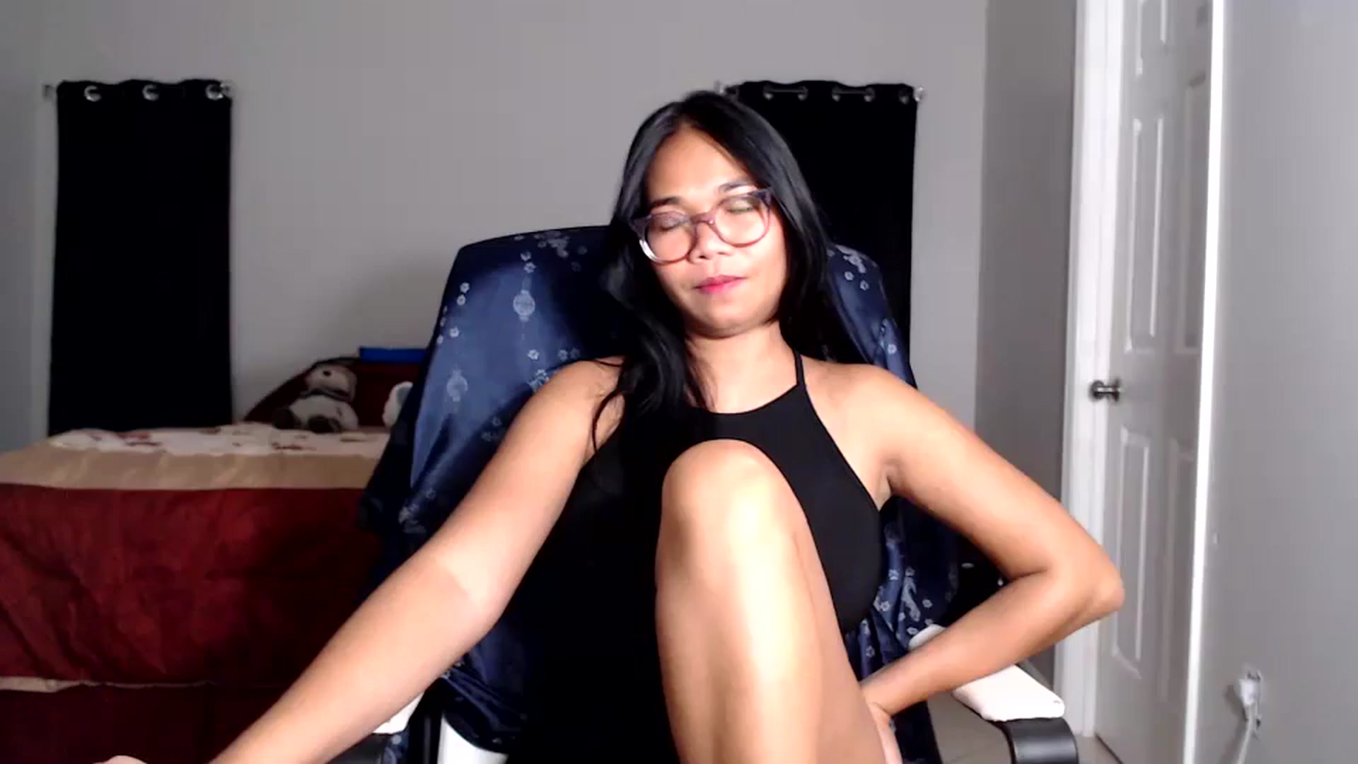 Gallery image thumbnail from Littlekai2025's myfreecams stream on, 08/09/2025, 06:09 image 11 of 20