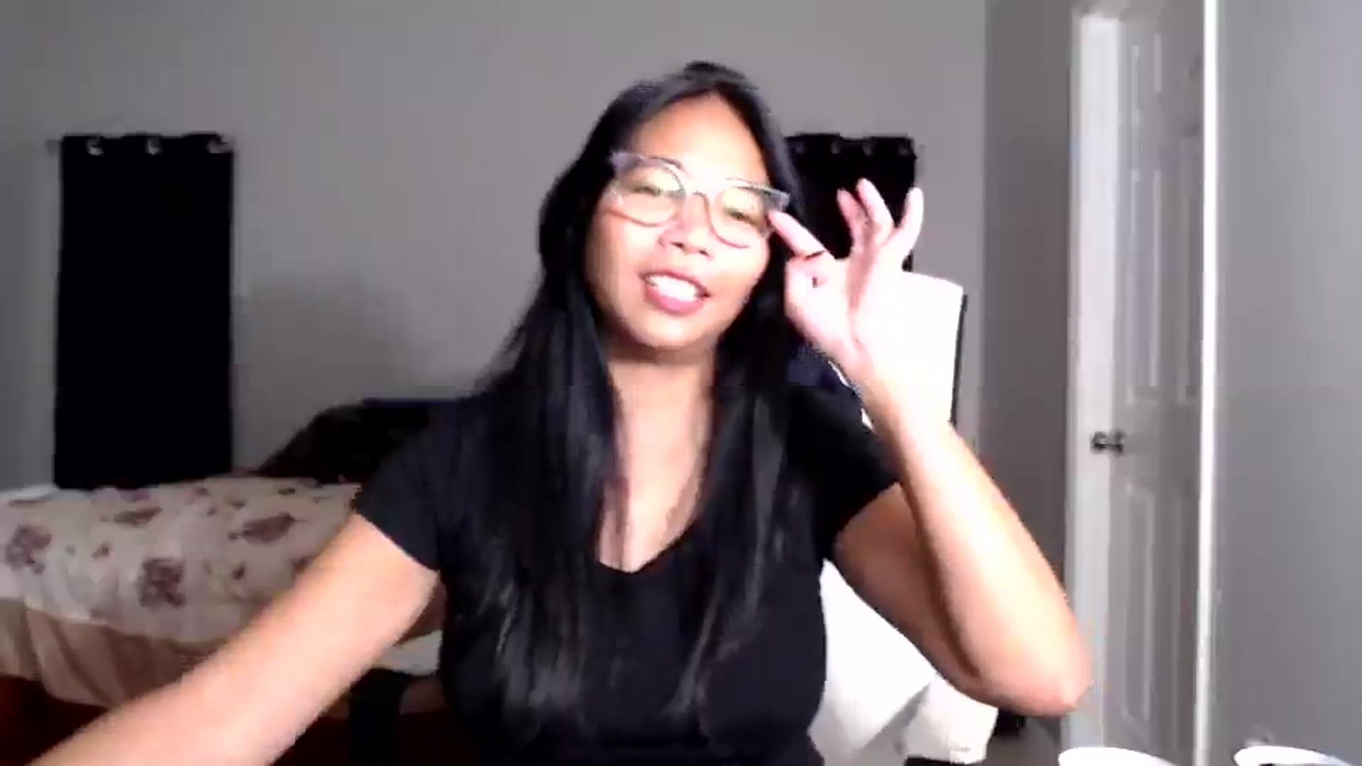Gallery image thumbnail from Littlekai2025's myfreecams stream on, 08/10/2025, 01:56 image 14 of 20