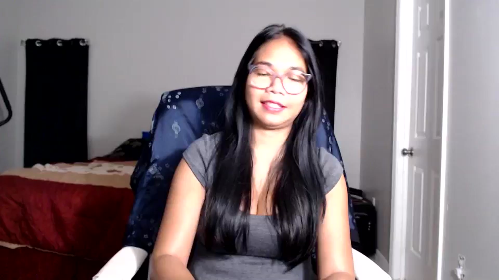 Gallery image thumbnail from Littlekai2025's myfreecams stream on, 08/12/2025, 03:03 image 18 of 20