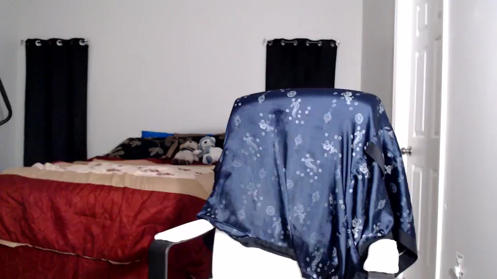 Gallery image thumbnail from Littlekai2025's myfreecams stream on, 08/12/2025, 03:03 image 7 of 20