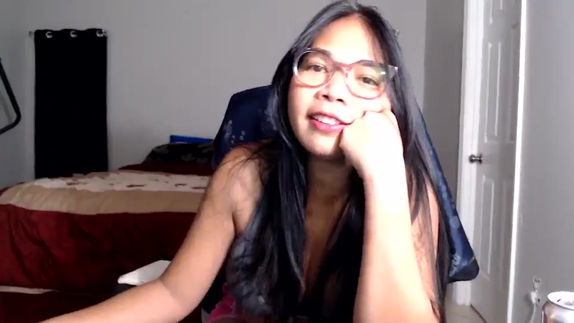 Gallery image thumbnail from Littlekai2025's myfreecams stream on, 08/13/2025, 04:44 image 8 of 20