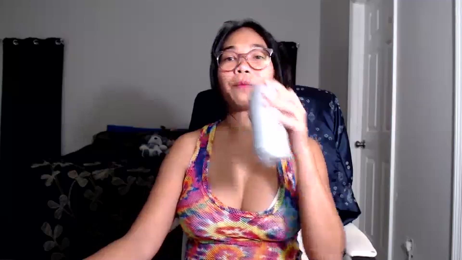 Gallery image thumbnail from Littlekai2025's myfreecams stream on, 08/18/2025, 24:04 image 3 of 20