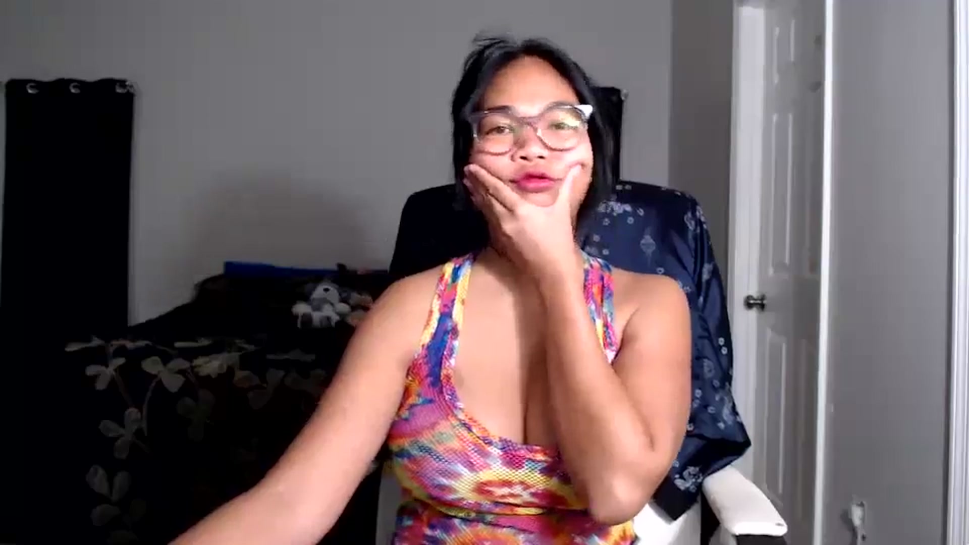 Gallery image thumbnail from Littlekai2025's myfreecams stream on, 08/18/2025, 24:04 image 5 of 20