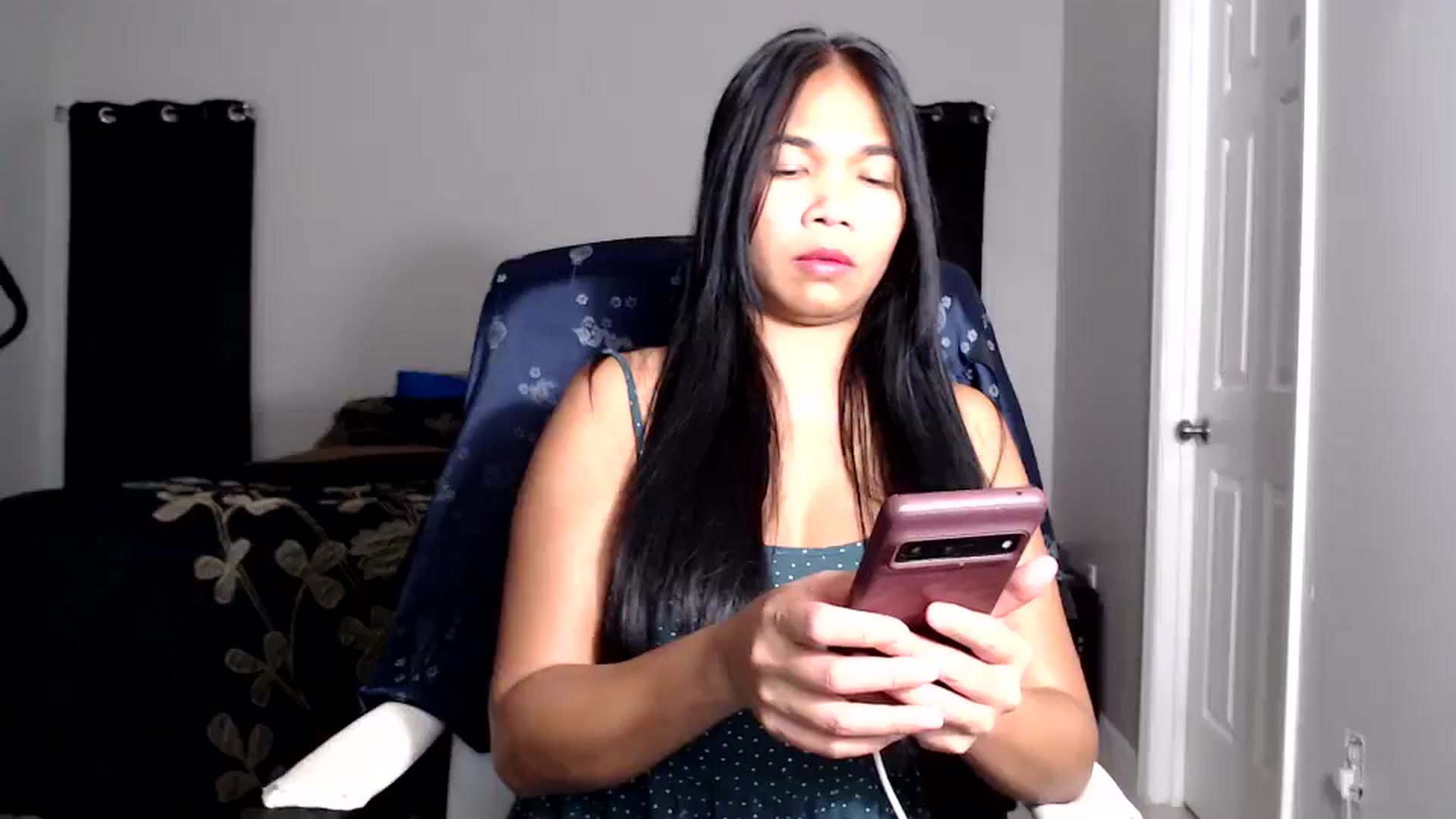 Gallery image thumbnail from Littlekai2025's myfreecams stream on, 08/20/2025, 03:33 image 3 of 20