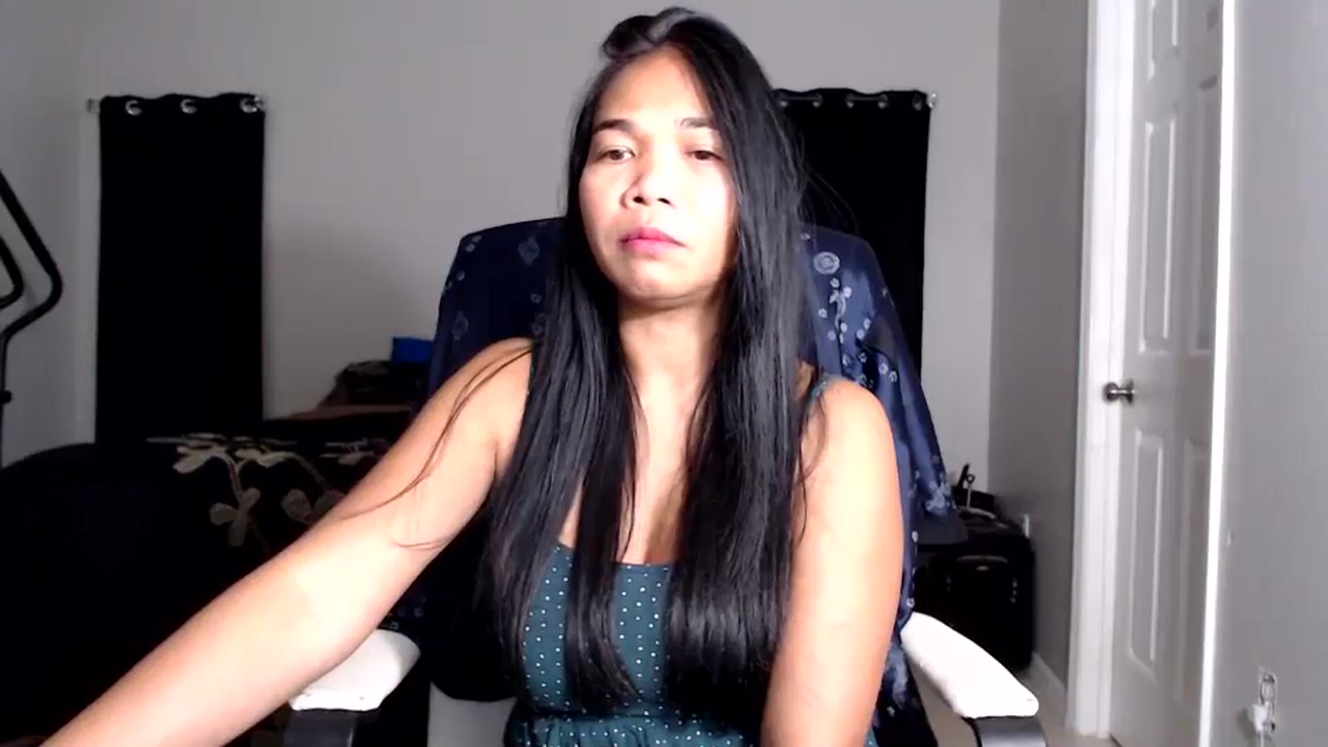 Gallery image thumbnail from Littlekai2025's myfreecams stream on, 08/20/2025, 03:33 image 16 of 20