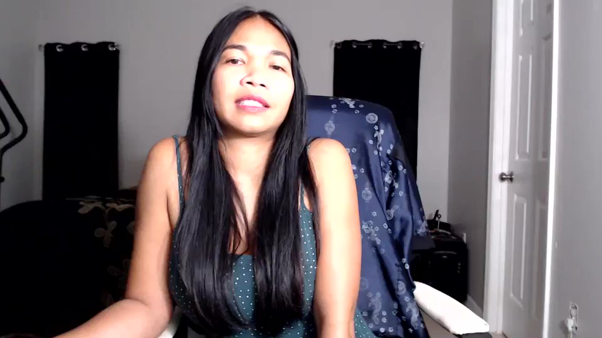 Gallery image thumbnail from Littlekai2025's myfreecams stream on, 08/20/2025, 03:33 image 14 of 20