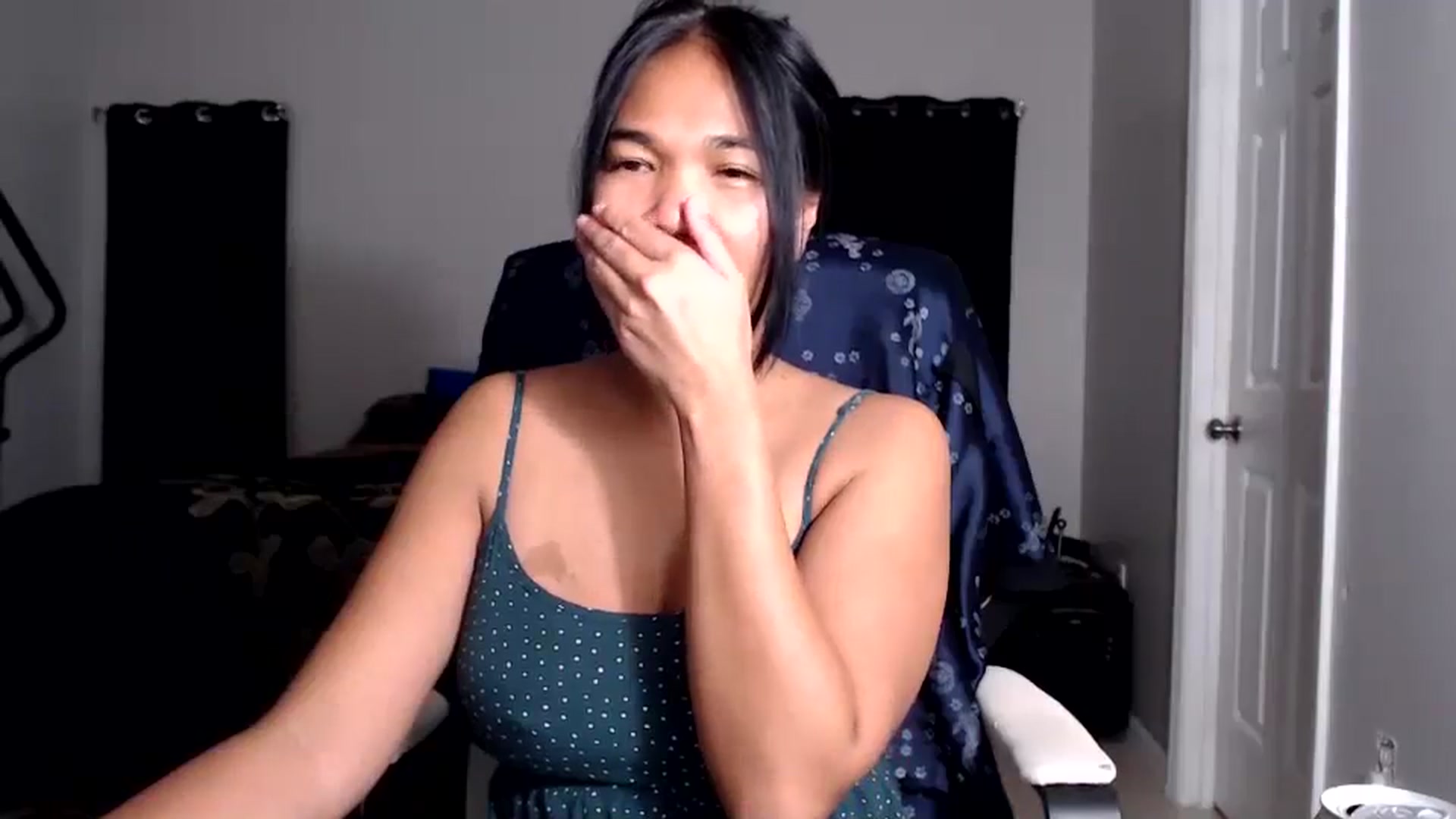 Gallery image thumbnail from Littlekai2025's myfreecams stream on, 08/20/2025, 04:12 image 6 of 20