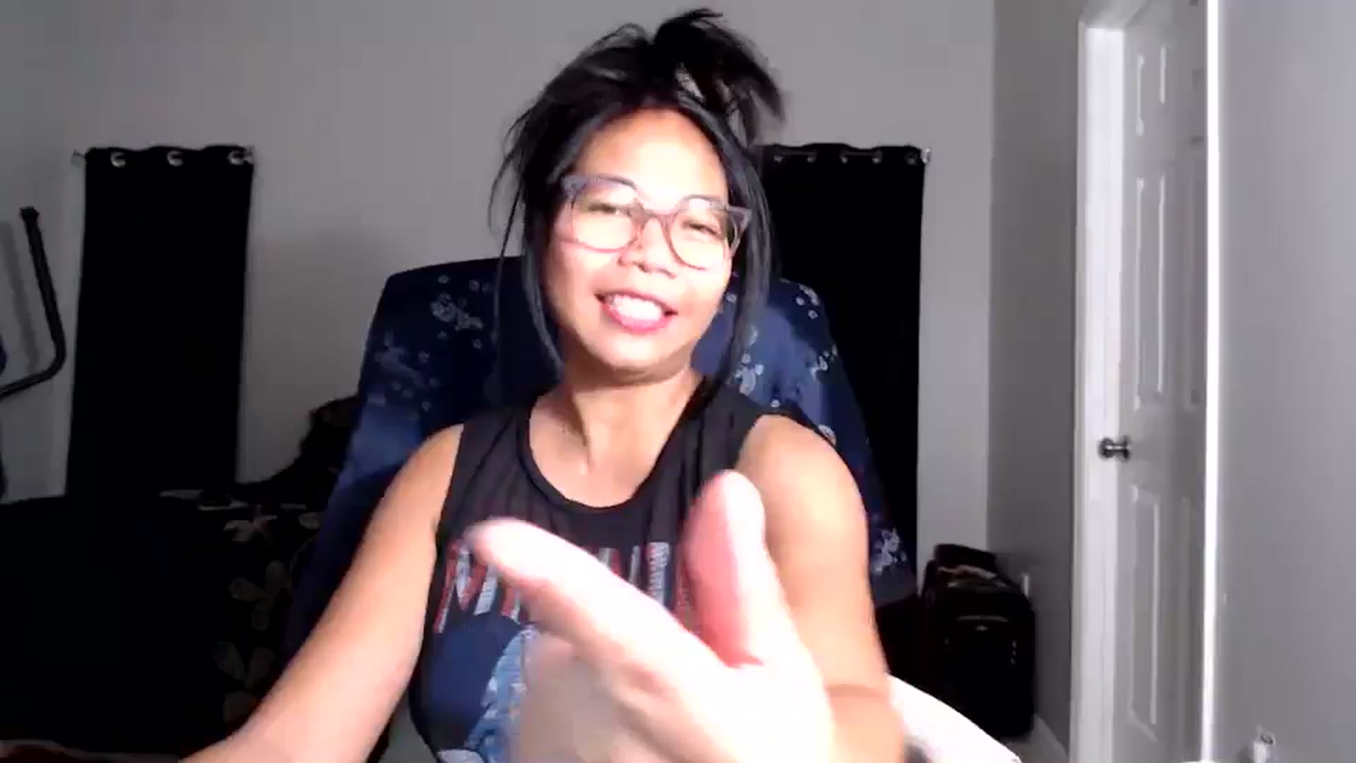 Gallery image thumbnail from Littlekai2025's myfreecams stream on, 08/24/2025, 01:54 image 6 of 20