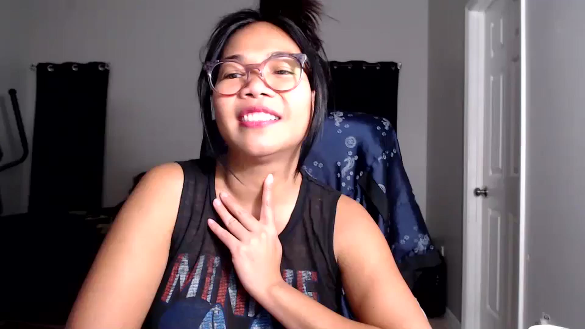 Gallery image thumbnail from Littlekai2025's myfreecams stream on, 08/24/2025, 01:54 image 10 of 20