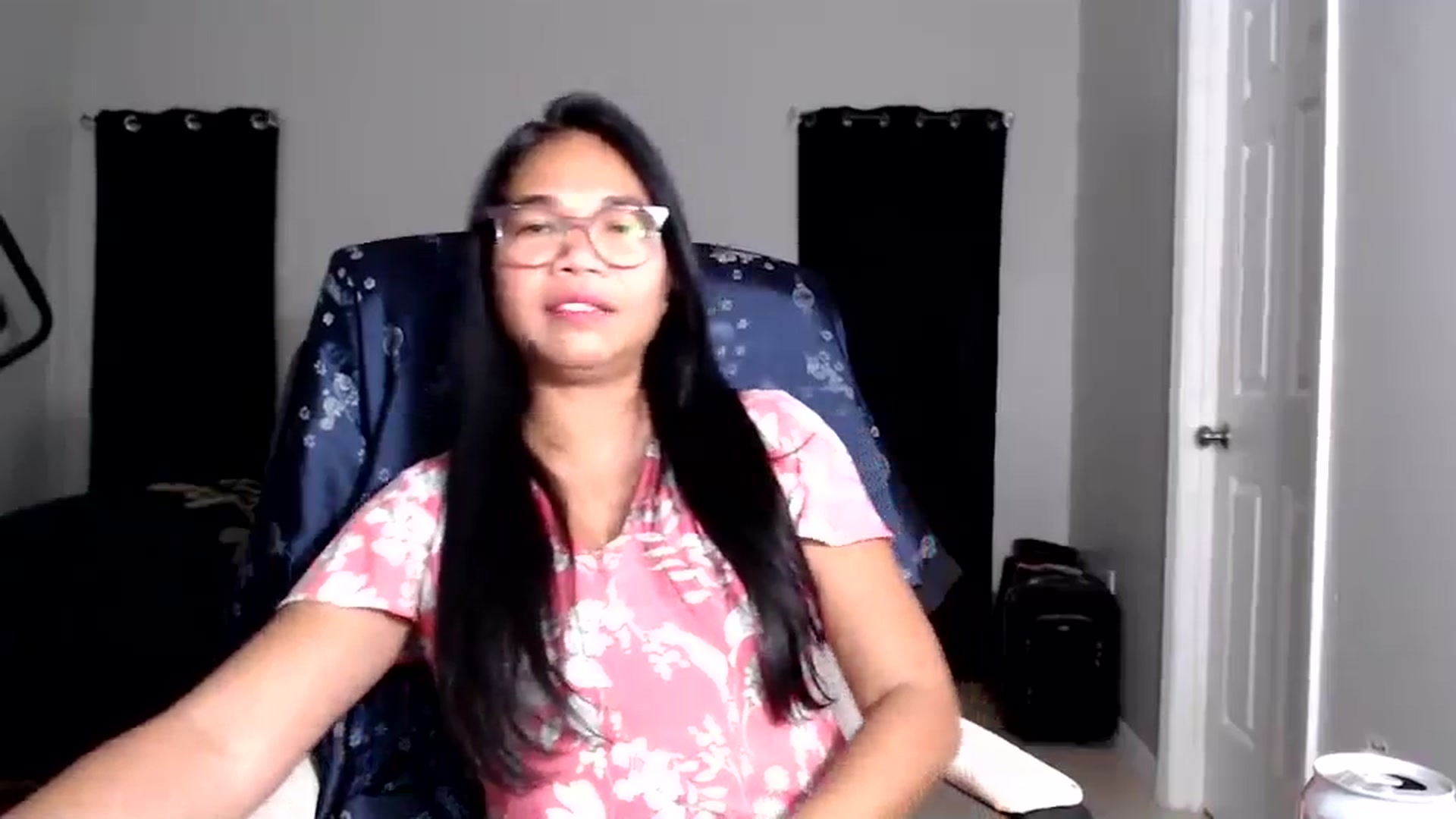 Gallery image thumbnail from Littlekai2025's myfreecams stream on, 09/01/2025, 24:58 image 5 of 20