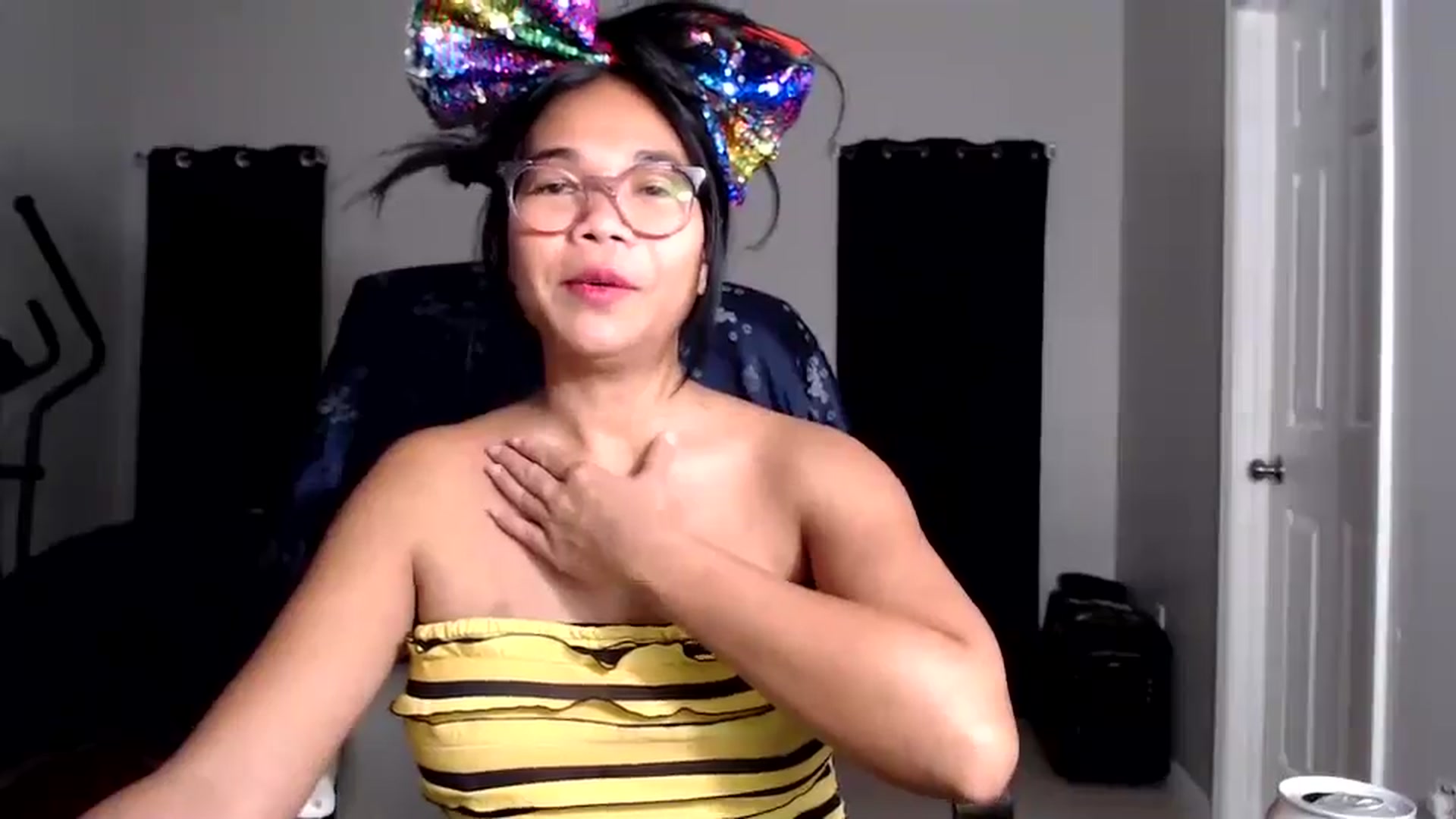Gallery image thumbnail from Littlekai2025's myfreecams stream on, 09/02/2025, 01:17 image 11 of 20