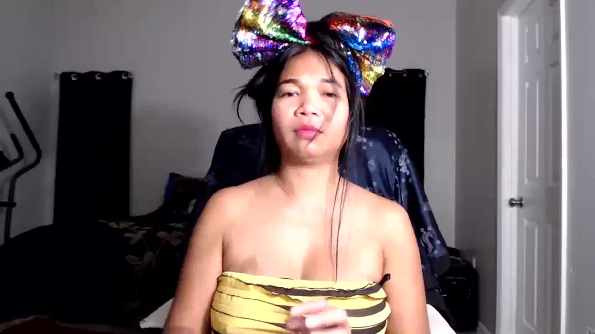 Gallery image thumbnail from Littlekai2025's myfreecams stream on, 09/02/2025, 01:17 image 17 of 20