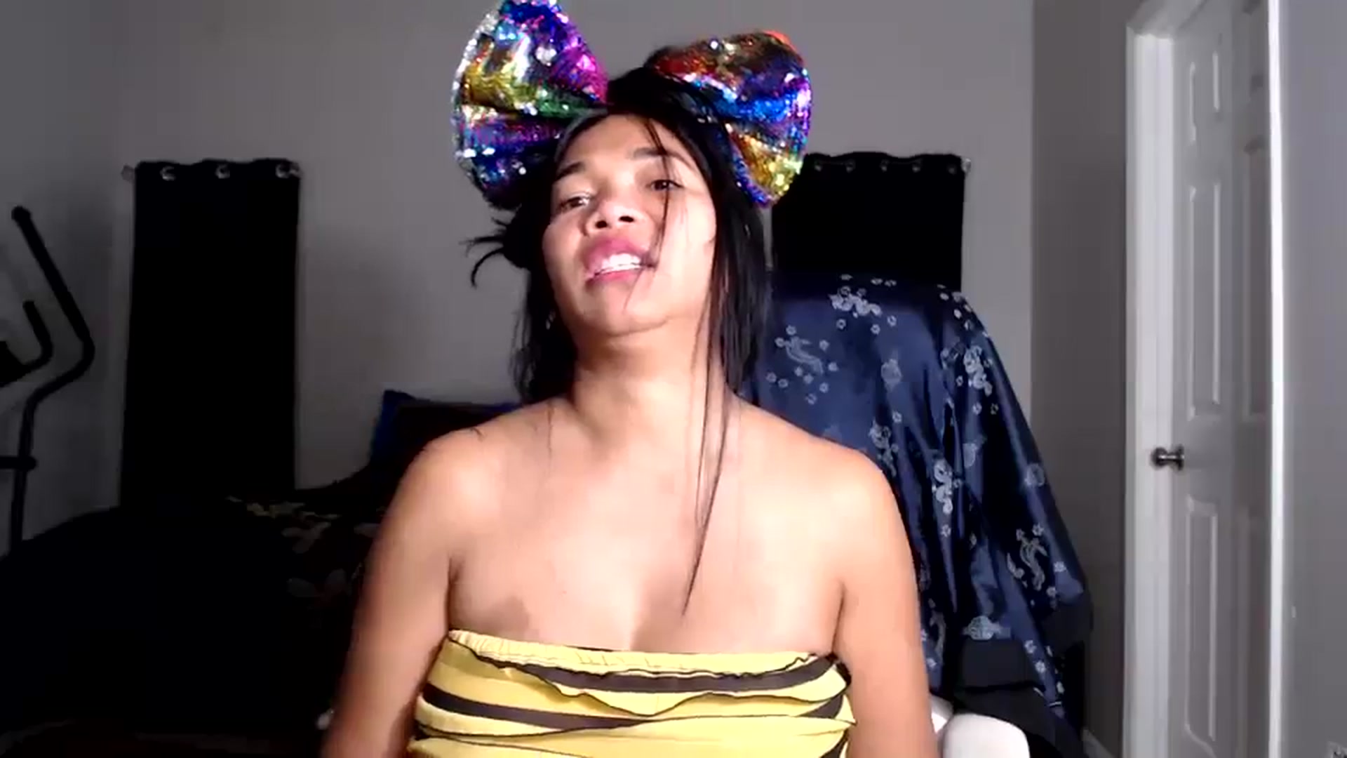 Gallery image thumbnail from Littlekai2025's myfreecams stream on, 09/02/2025, 01:17 image 18 of 20