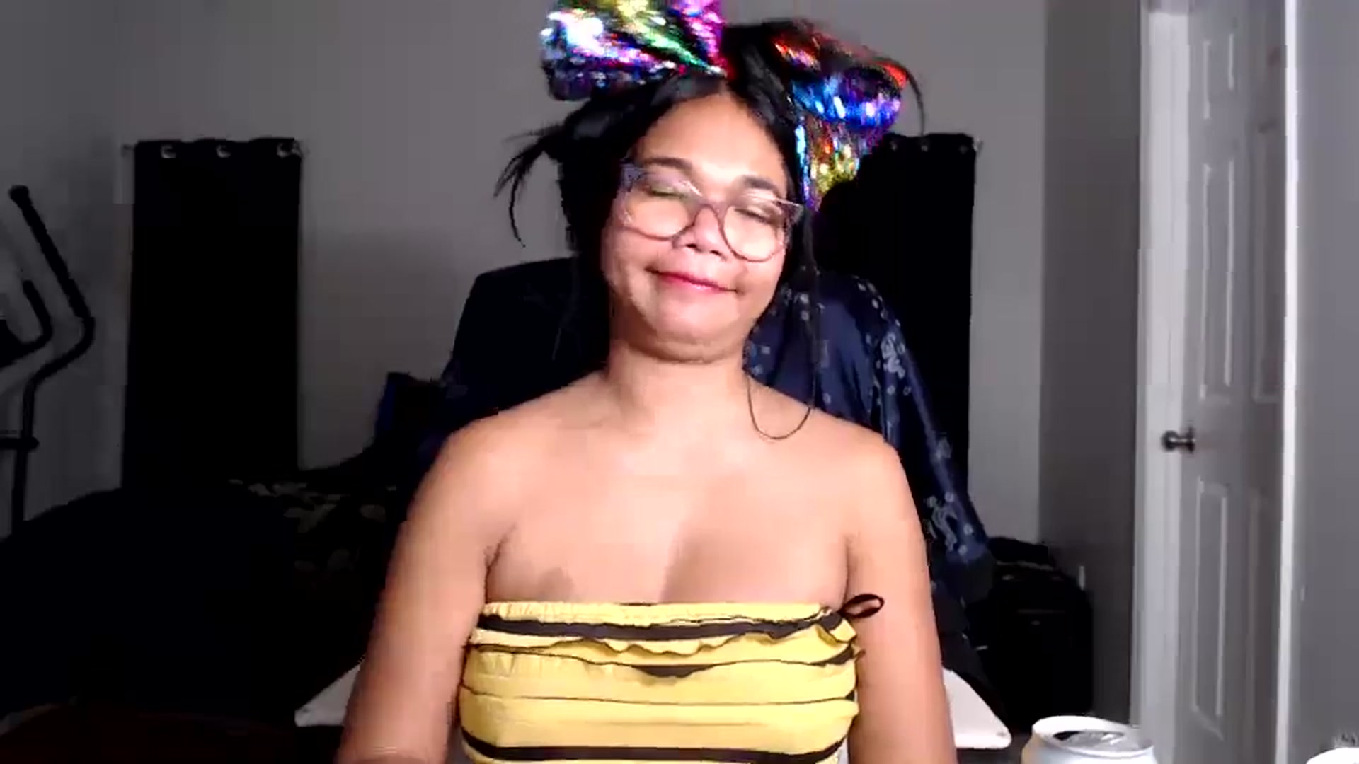 Gallery image thumbnail from Littlekai2025's myfreecams stream on, 09/02/2025, 01:17 image 15 of 20