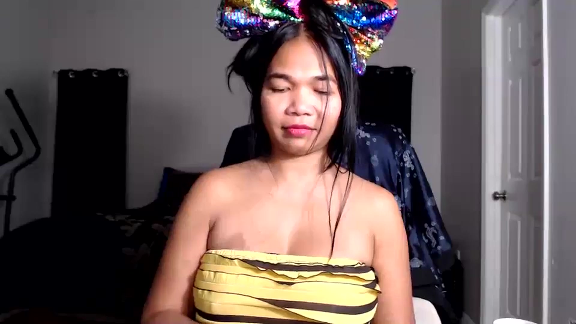 Gallery image thumbnail from Littlekai2025's myfreecams stream on, 09/02/2025, 01:17 image 19 of 20