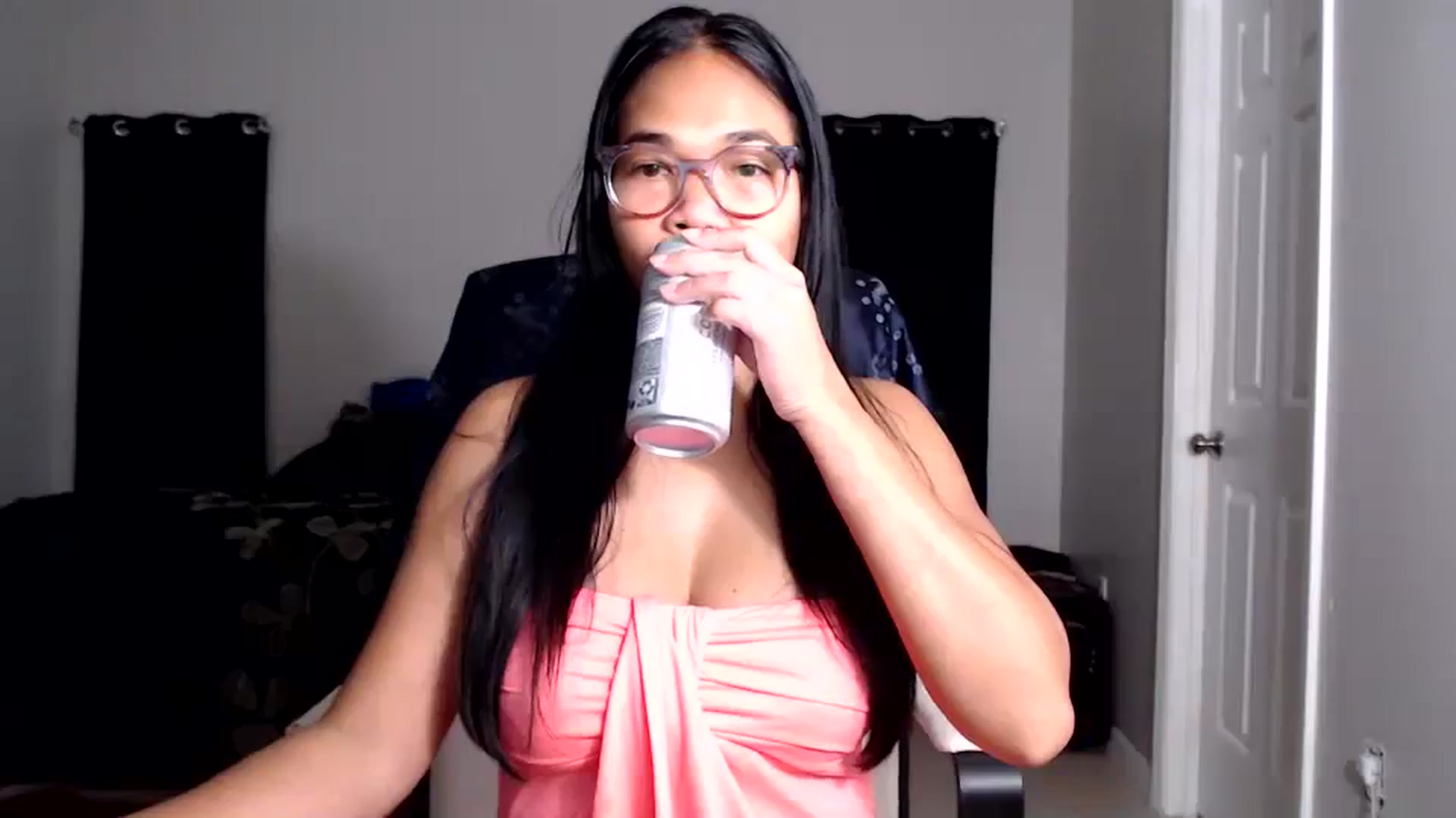 Gallery image thumbnail from Littlekai2025's myfreecams stream on, 09/03/2025, 03:32 image 6 of 20