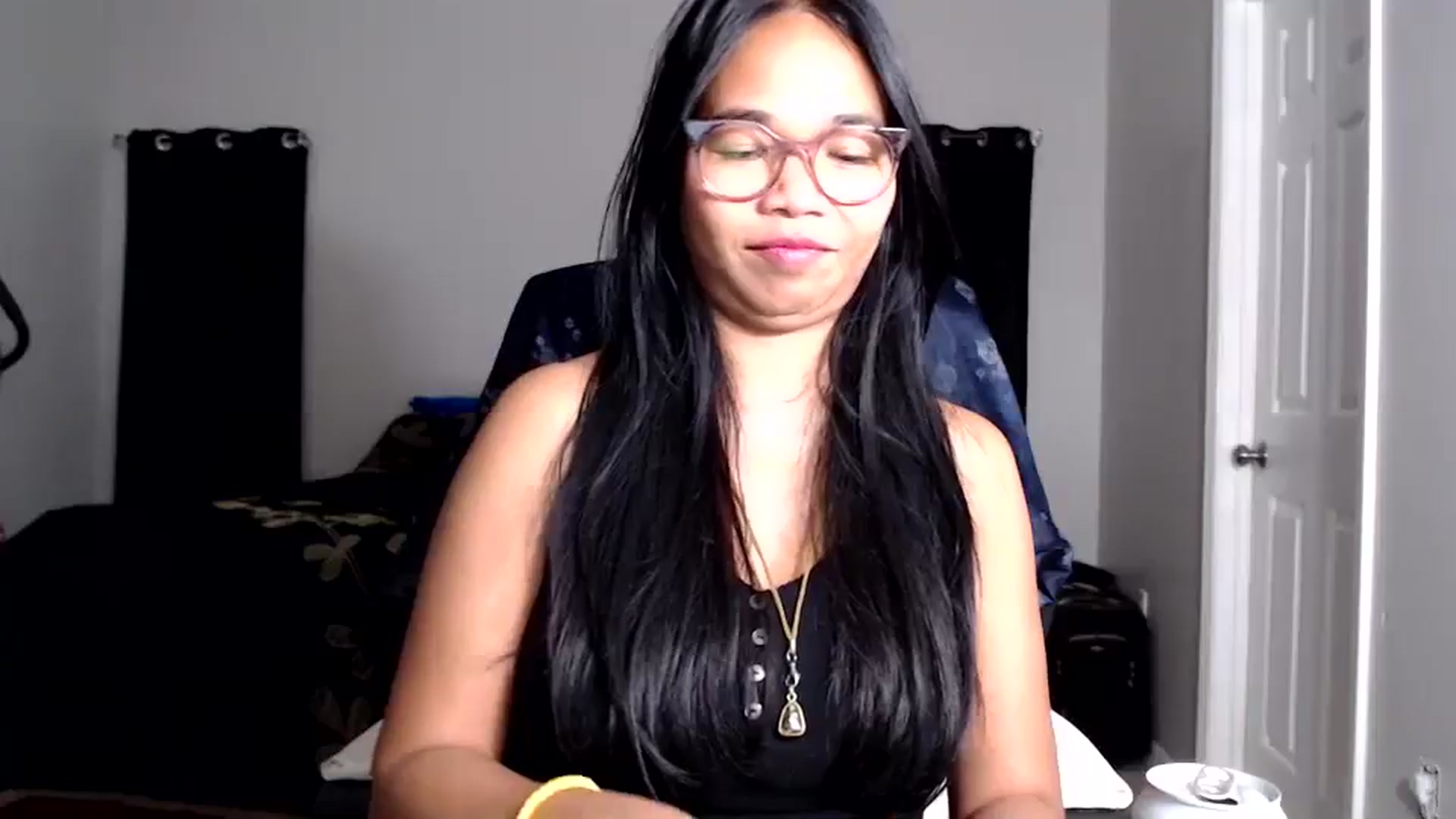 Gallery image thumbnail from Littlekai2025's myfreecams stream on, 09/08/2025, 01:29 image 14 of 20