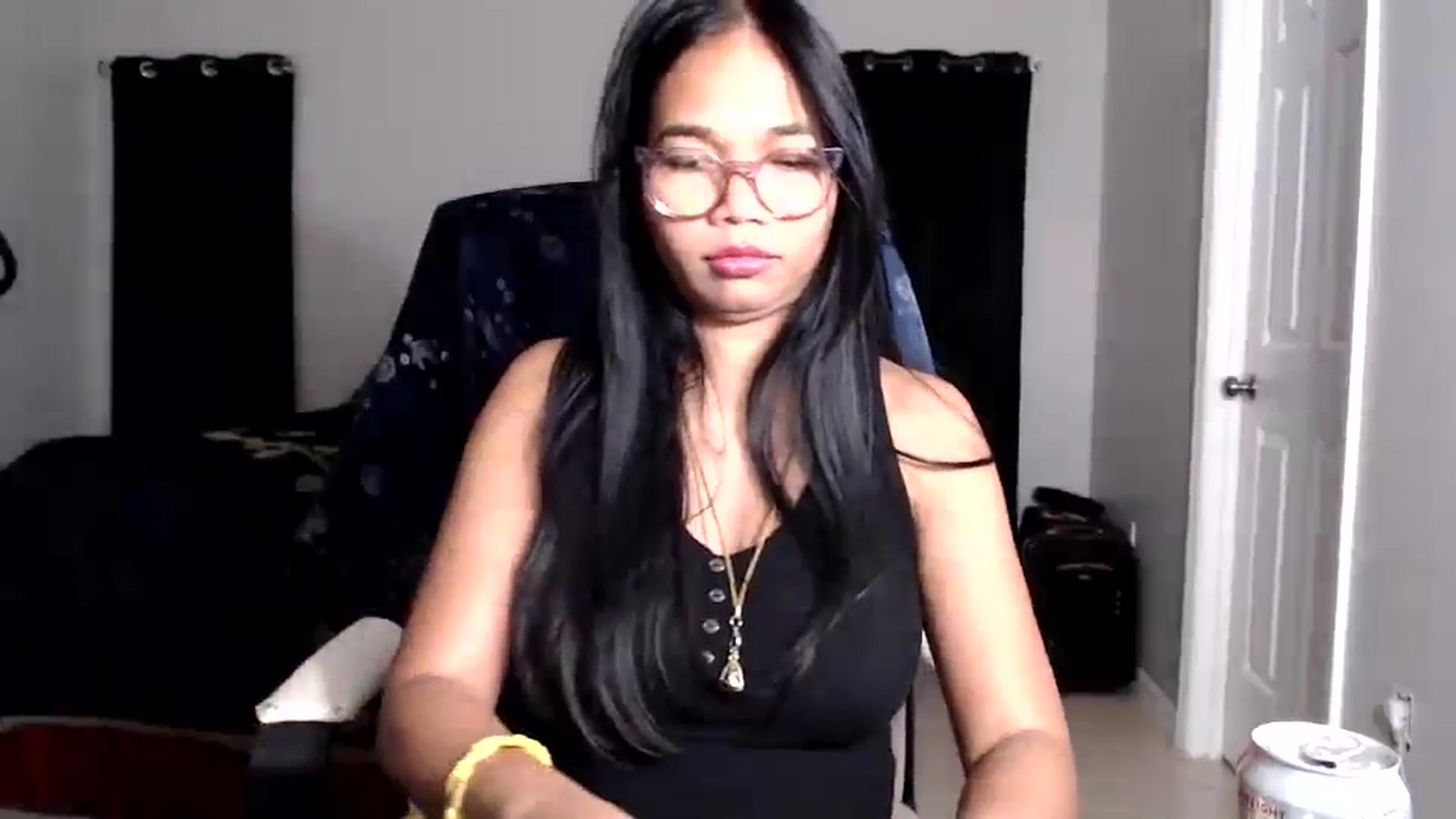Gallery image thumbnail from Littlekai2025's myfreecams stream on, 09/08/2025, 03:44 image 2 of 20