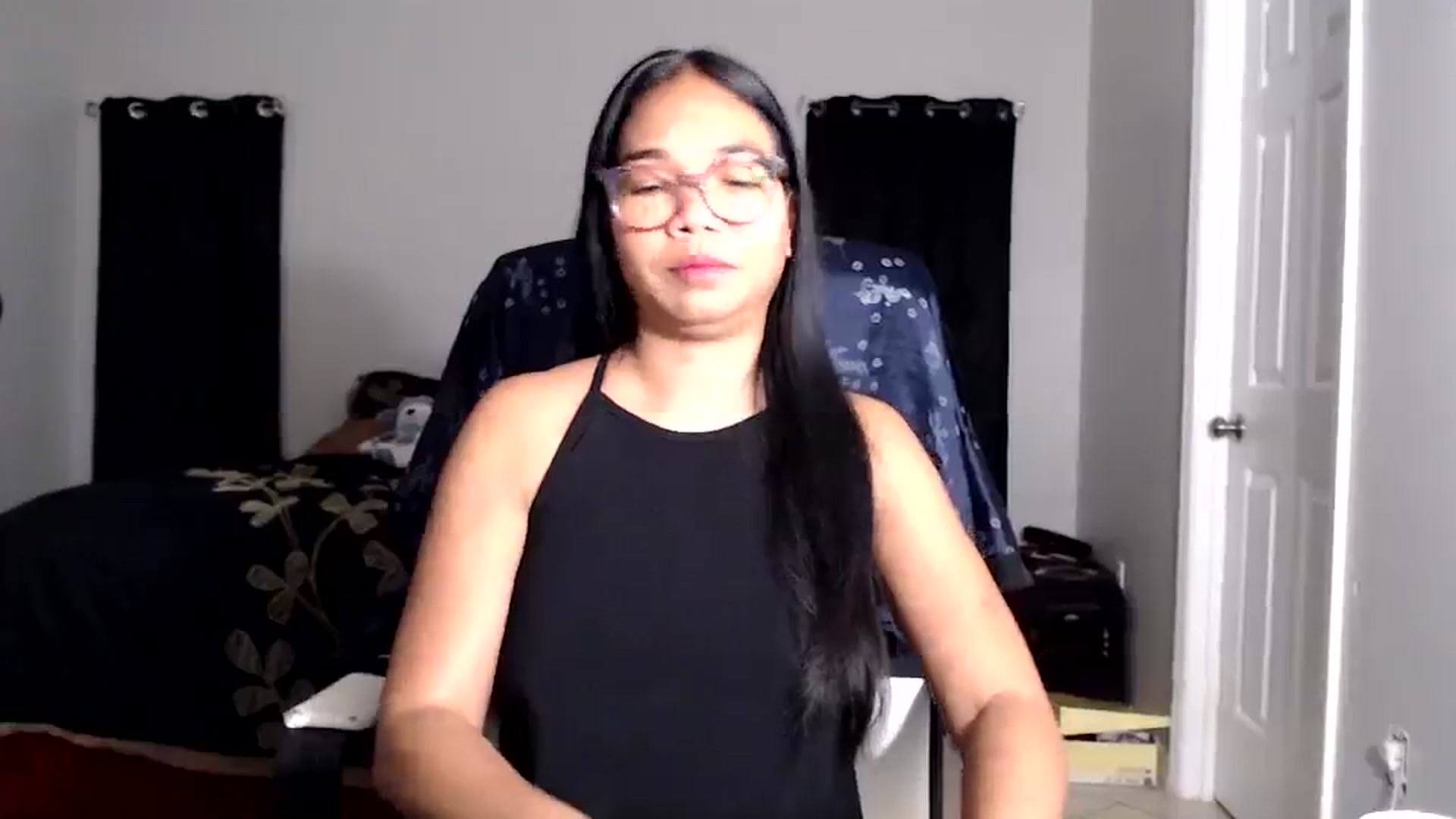 Gallery image thumbnail from Littlekai2025's myfreecams stream on, 09/12/2025, 04:23 image 4 of 20