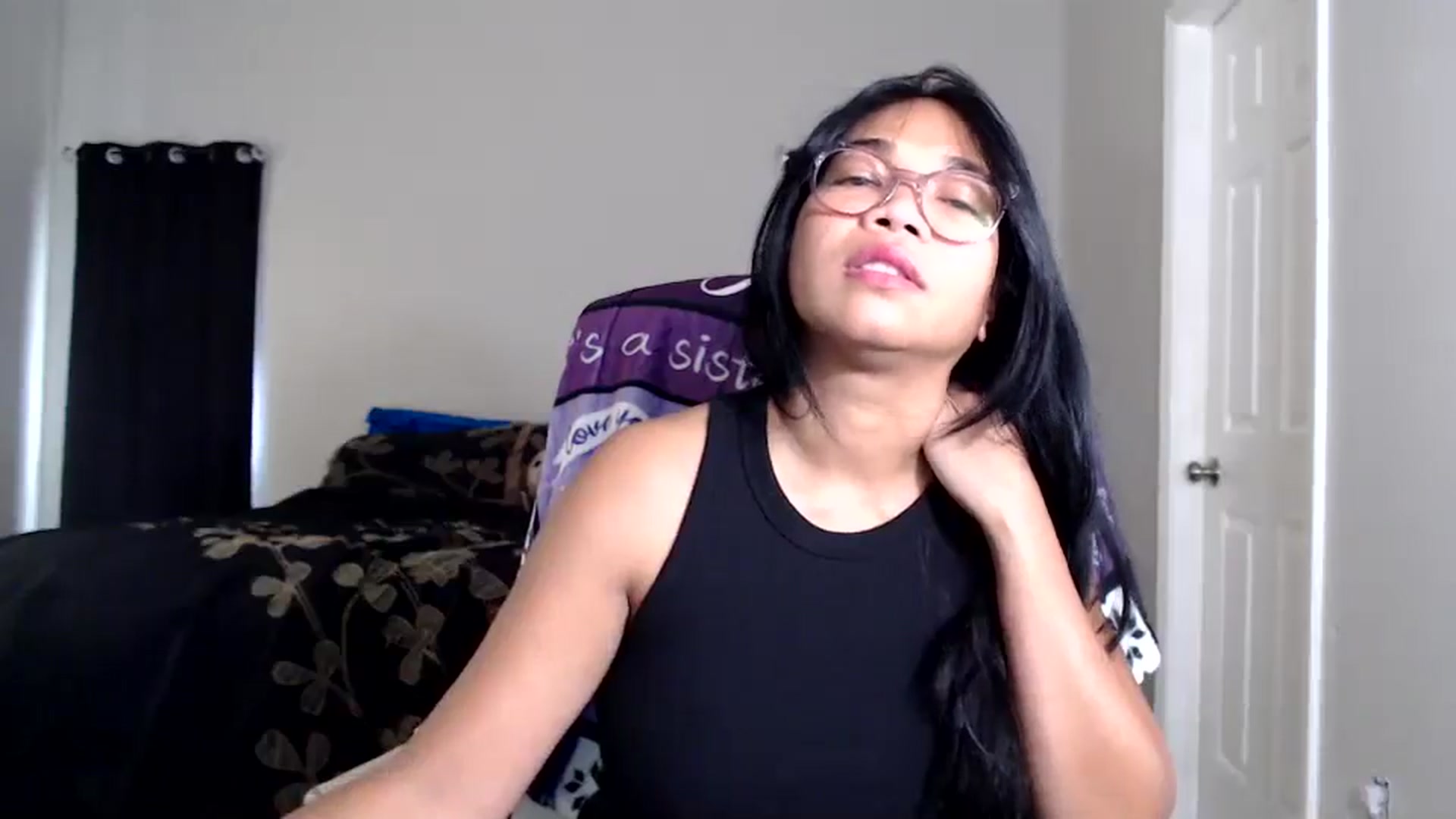 Gallery image thumbnail from Littlekai2025's myfreecams stream on, 09/14/2025, 17:31 image 9 of 20