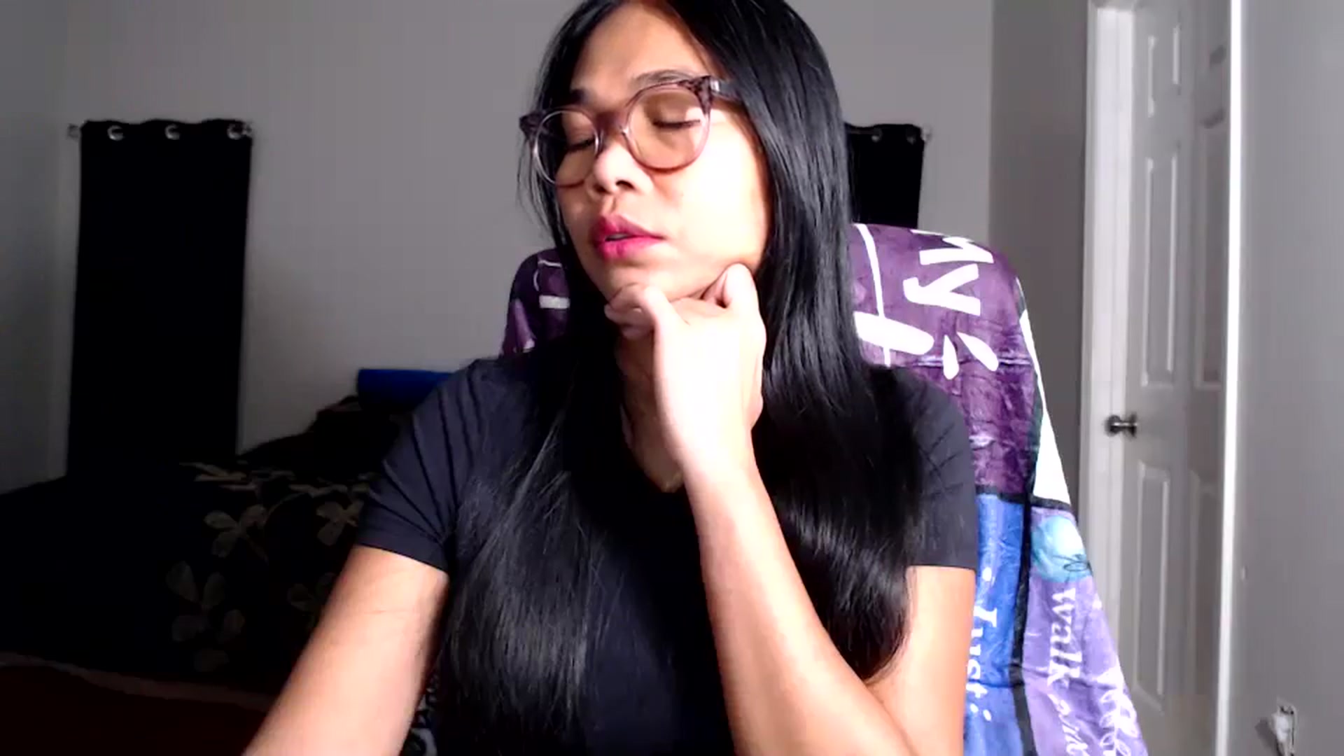 Gallery image thumbnail from Littlekai2025's myfreecams stream on, 09/20/2025, 01:11 image 12 of 20