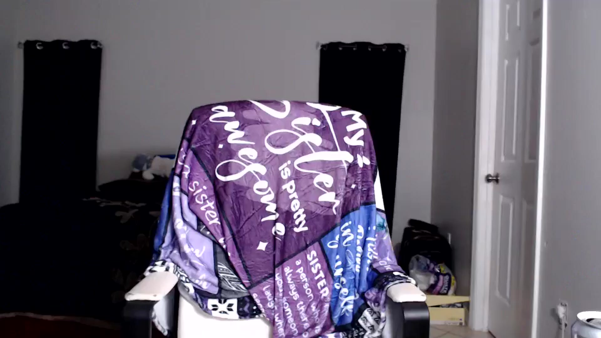 Gallery image thumbnail from Littlekai2025's myfreecams stream on, 09/21/2025, 05:05 image 14 of 20