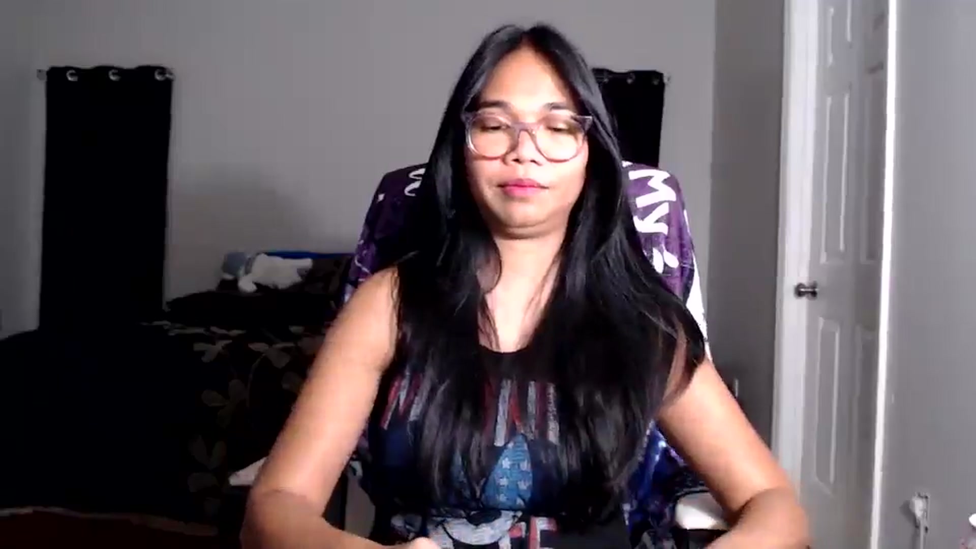 Gallery image thumbnail from Littlekai2025's myfreecams stream on, 09/21/2025, 05:05 image 17 of 20
