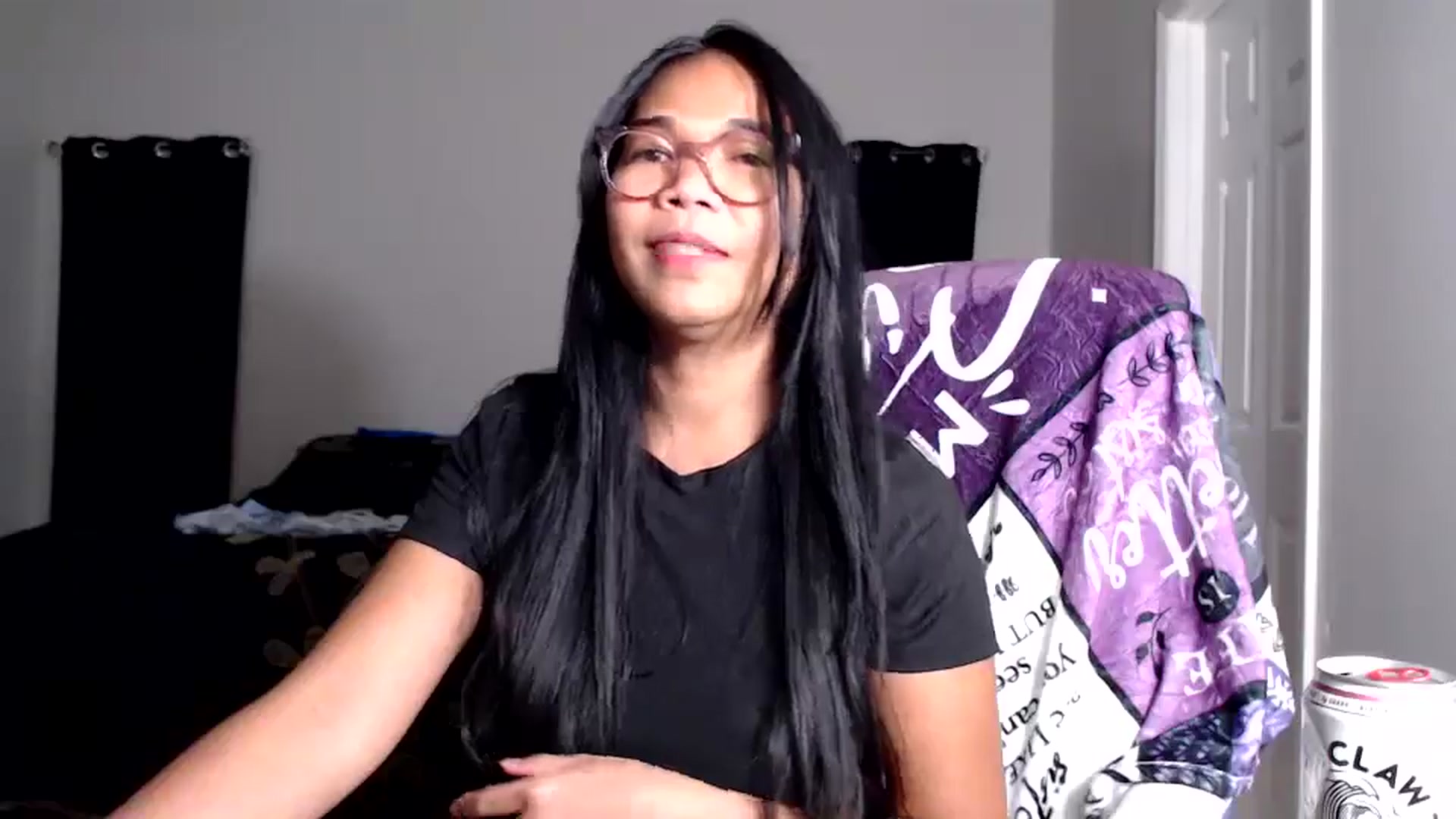 Gallery image thumbnail from Littlekai2025's myfreecams stream on, 09/22/2025, 02:31 image 16 of 20