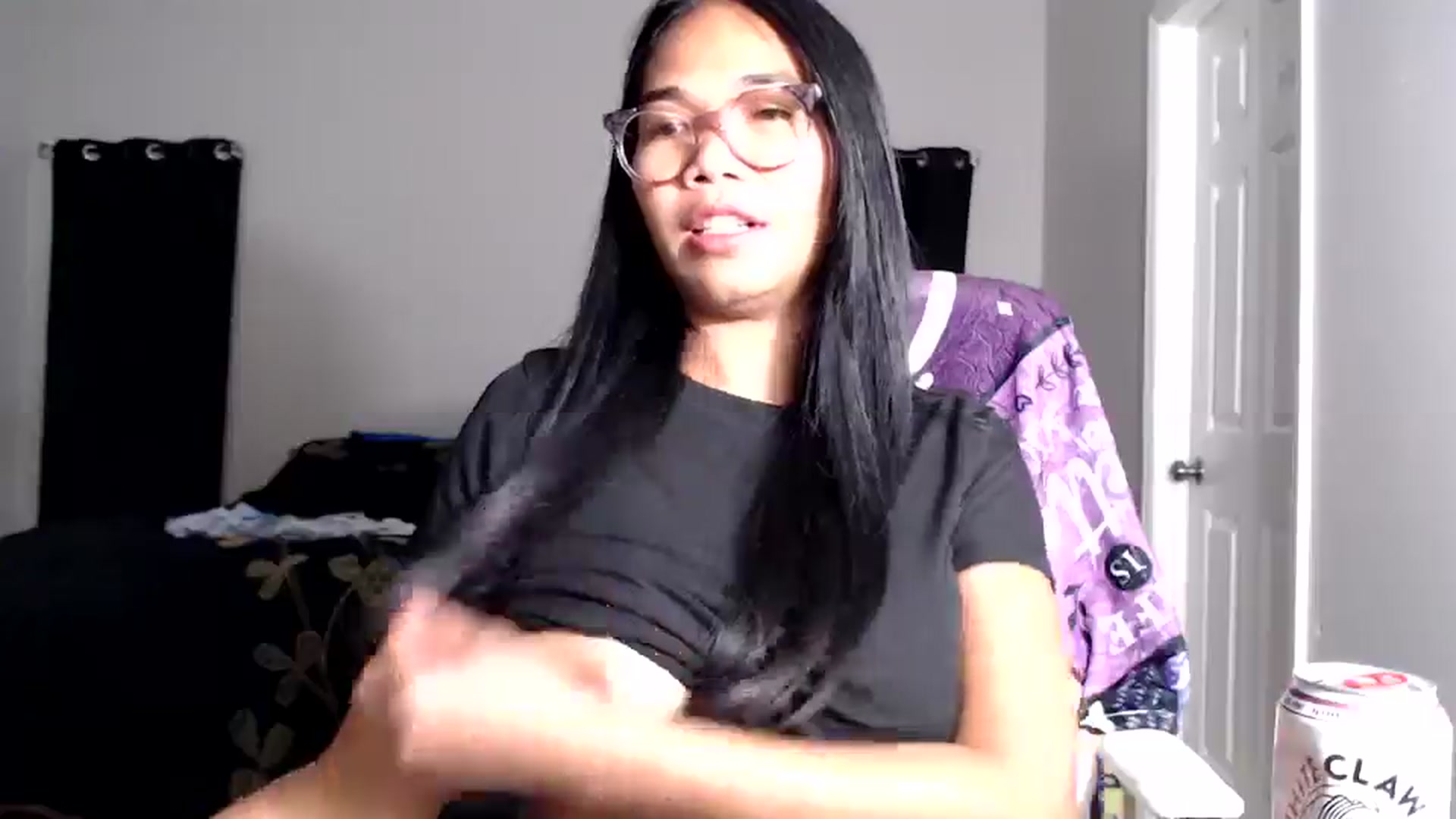 Gallery image thumbnail from Littlekai2025's myfreecams stream on, 09/22/2025, 02:31 image 18 of 20
