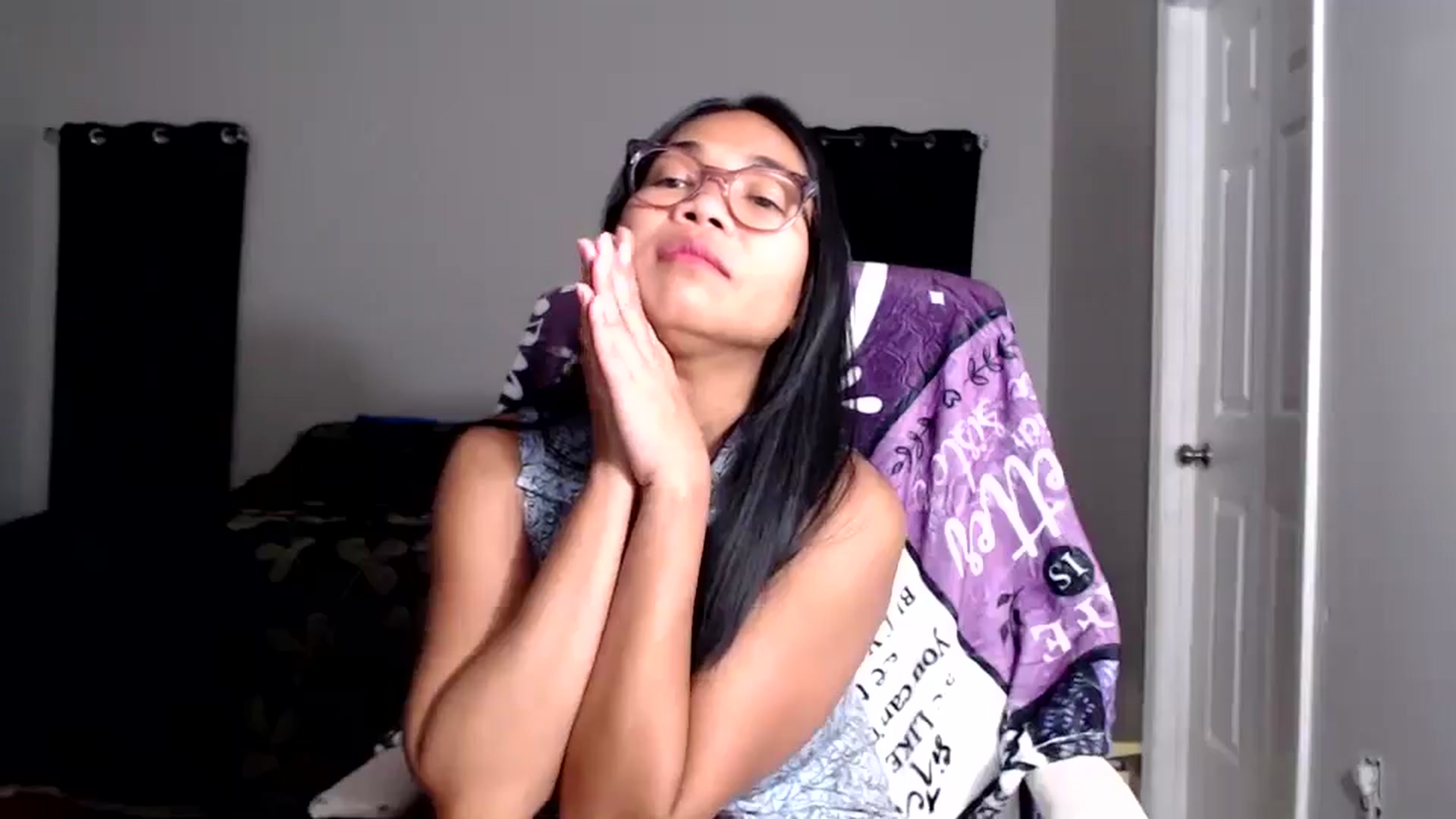 Gallery image thumbnail from Littlekai2025's myfreecams stream on, 09/22/2025, 02:31 image 6 of 20