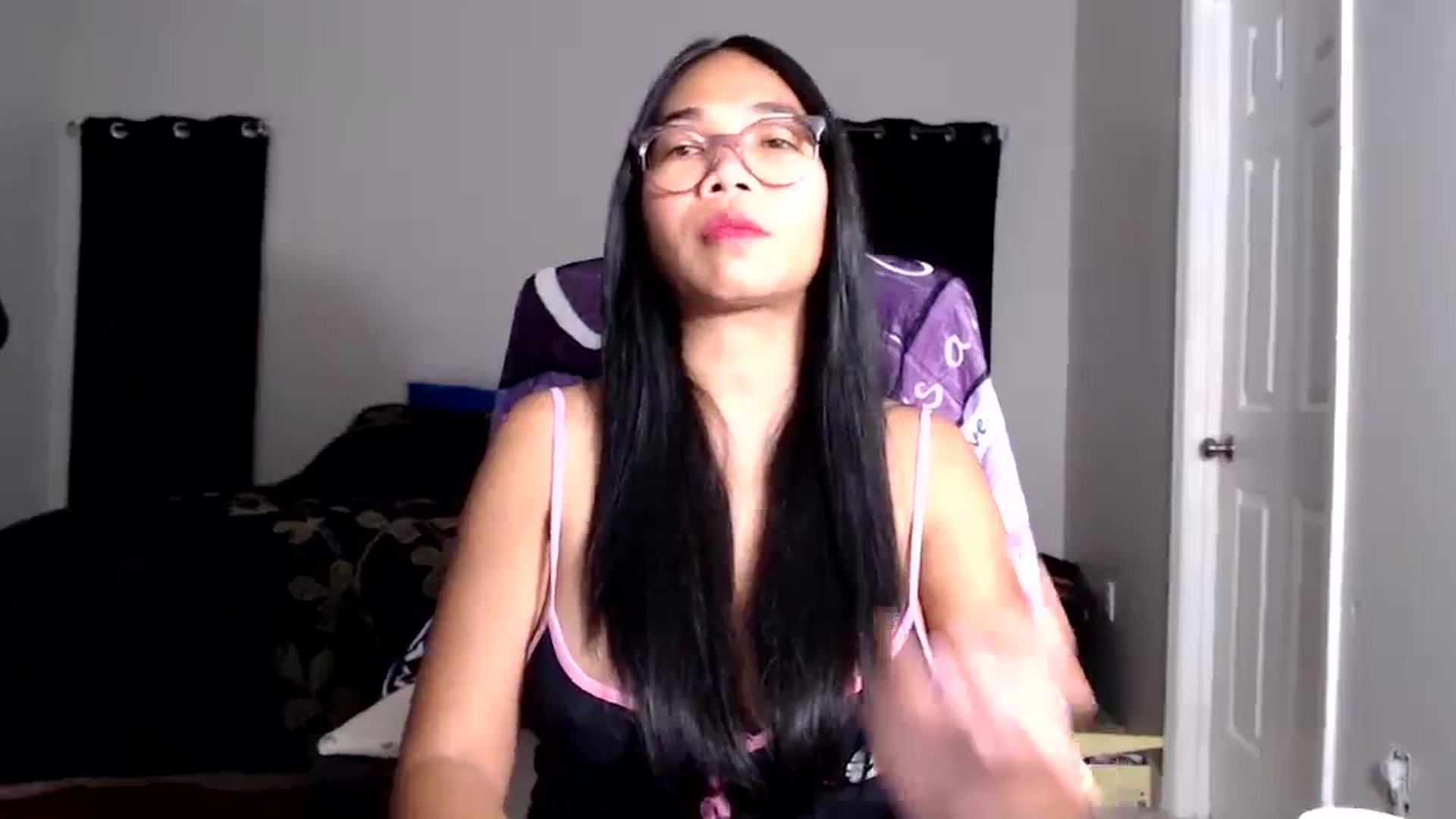 Gallery image thumbnail from Littlekai2025's myfreecams stream on, 09/26/2025, 04:07 image 4 of 20