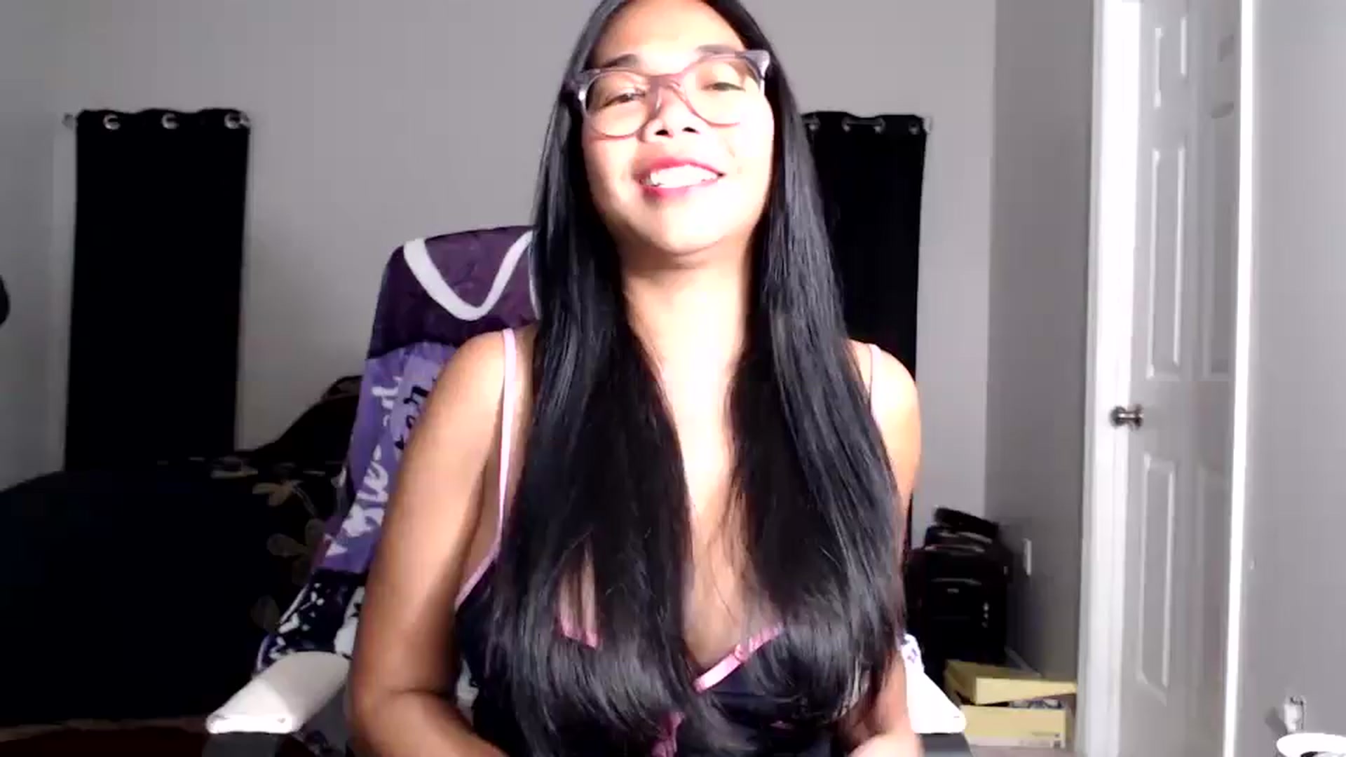 Gallery image thumbnail from Littlekai2025's myfreecams stream on, 09/26/2025, 04:07 image 2 of 20
