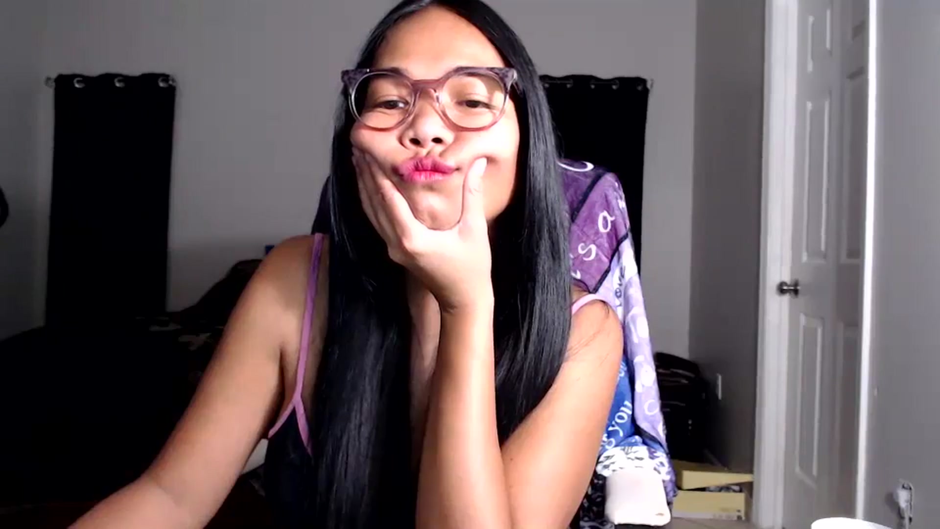Gallery image thumbnail from Littlekai2025's myfreecams stream on, 09/26/2025, 04:07 image 12 of 20