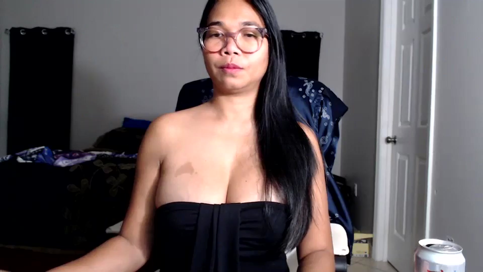 Gallery image thumbnail from Littlekai2025's myfreecams stream on, 09/27/2025, 23:23 image 12 of 20