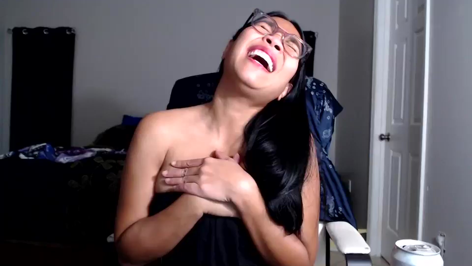 Gallery image thumbnail from Littlekai2025's myfreecams stream on, 09/27/2025, 23:23 image 3 of 20