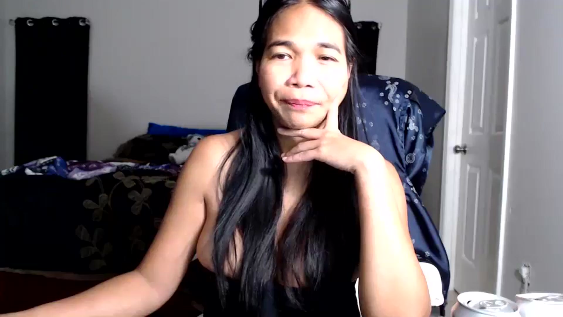 Gallery image thumbnail from Littlekai2025's myfreecams stream on, 09/27/2025, 23:50 image 17 of 20