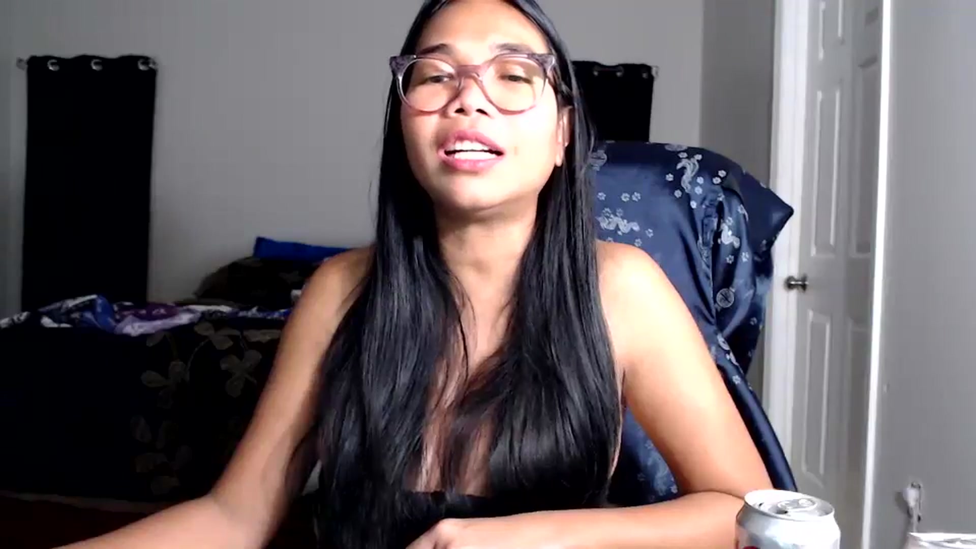 Gallery image thumbnail from Littlekai2025's myfreecams stream on, 09/27/2025, 23:50 image 8 of 20