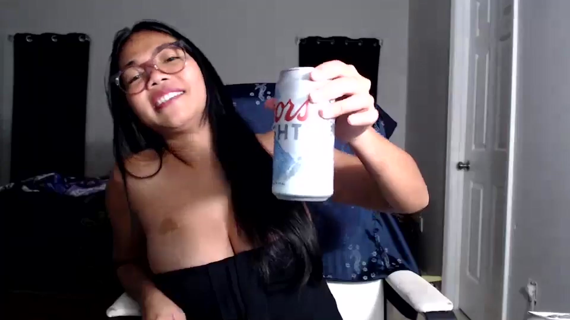 Gallery image thumbnail from Littlekai2025's myfreecams stream on, 09/27/2025, 23:50 image 2 of 20