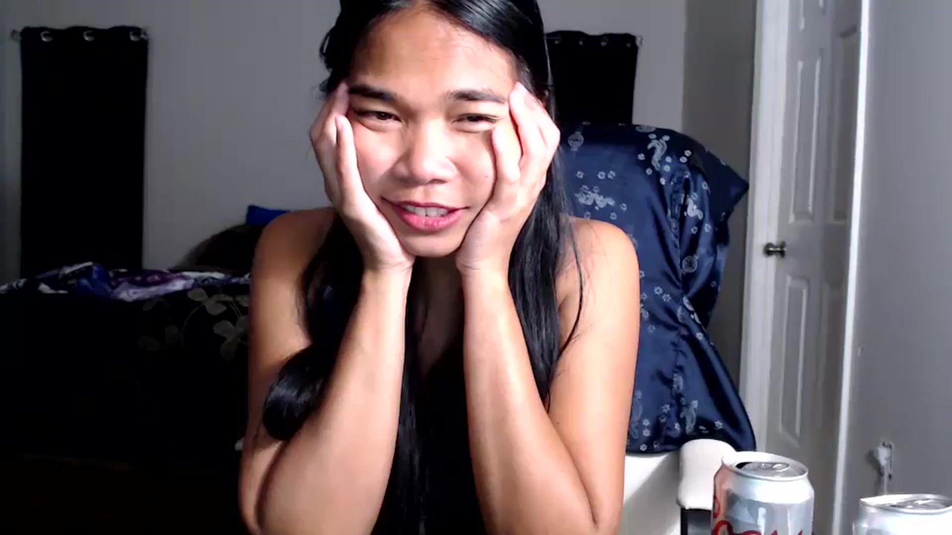 Gallery image thumbnail from Littlekai2025's myfreecams stream on, 09/27/2025, 23:50 image 15 of 20