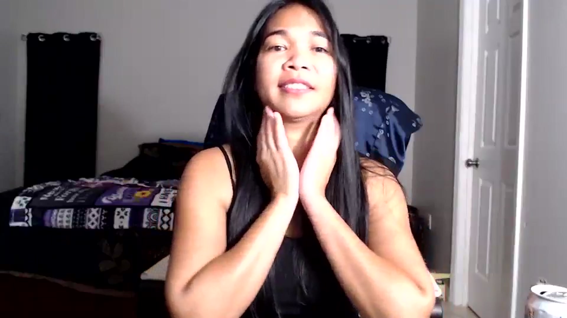 Gallery image thumbnail from Littlekai2025's myfreecams stream on, 09/29/2025, 04:49 image 3 of 20