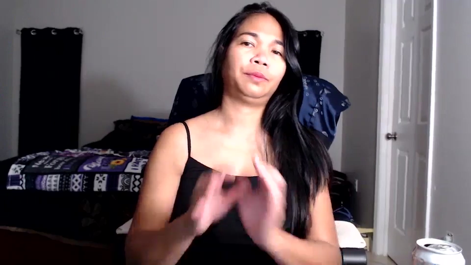 Gallery image thumbnail from Littlekai2025's myfreecams stream on, 09/29/2025, 04:49 image 10 of 20