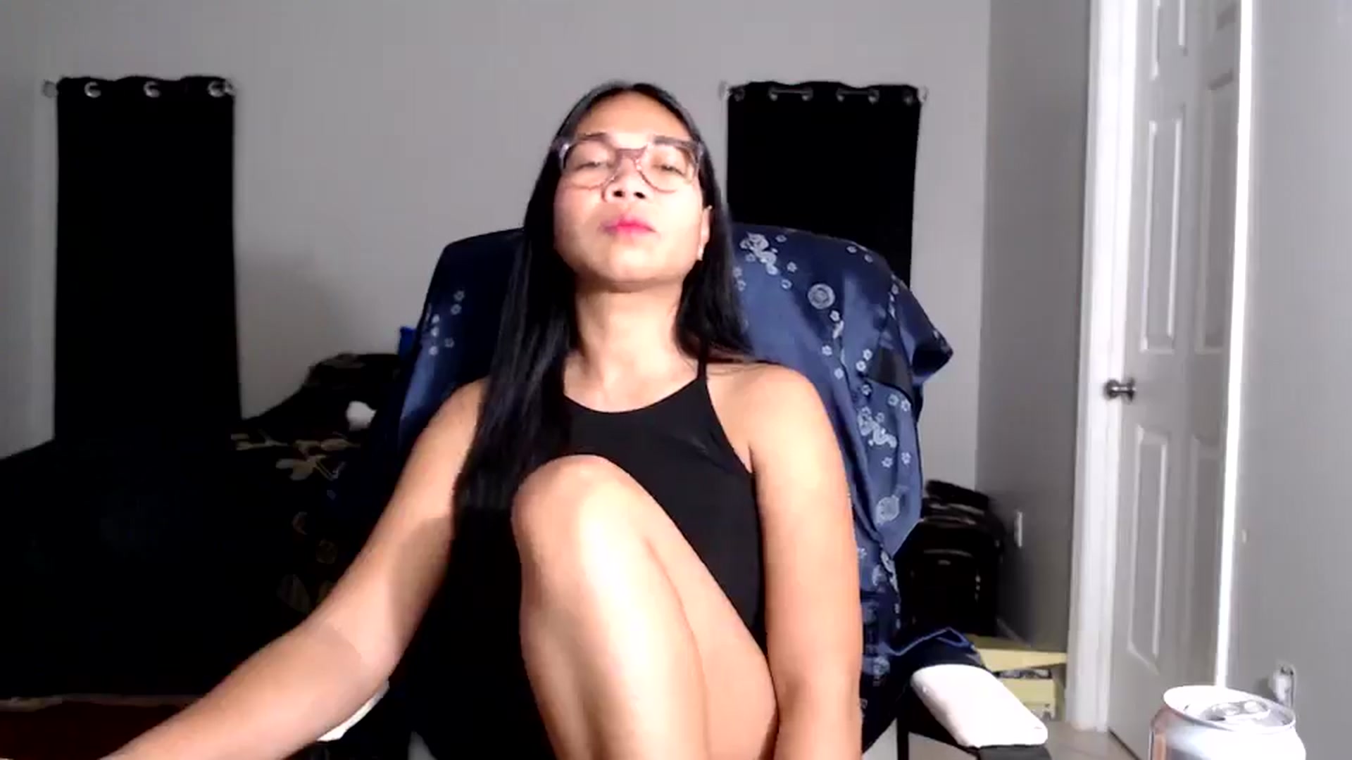 Gallery image thumbnail from Littlekai2025's myfreecams stream on, 09/30/2025, 01:58 image 2 of 20