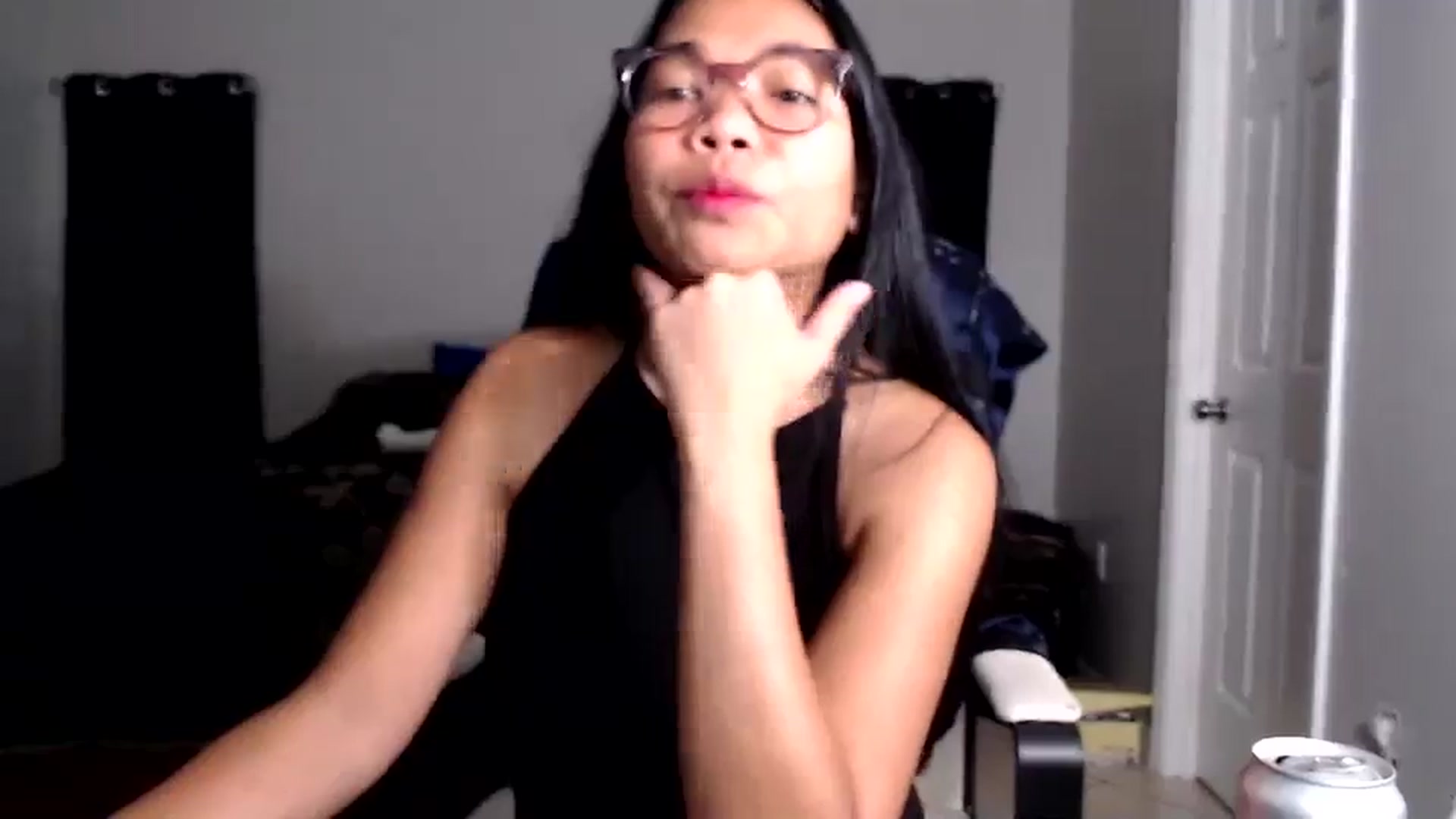 Gallery image thumbnail from Littlekai2025's myfreecams stream on, 09/30/2025, 01:58 image 19 of 20